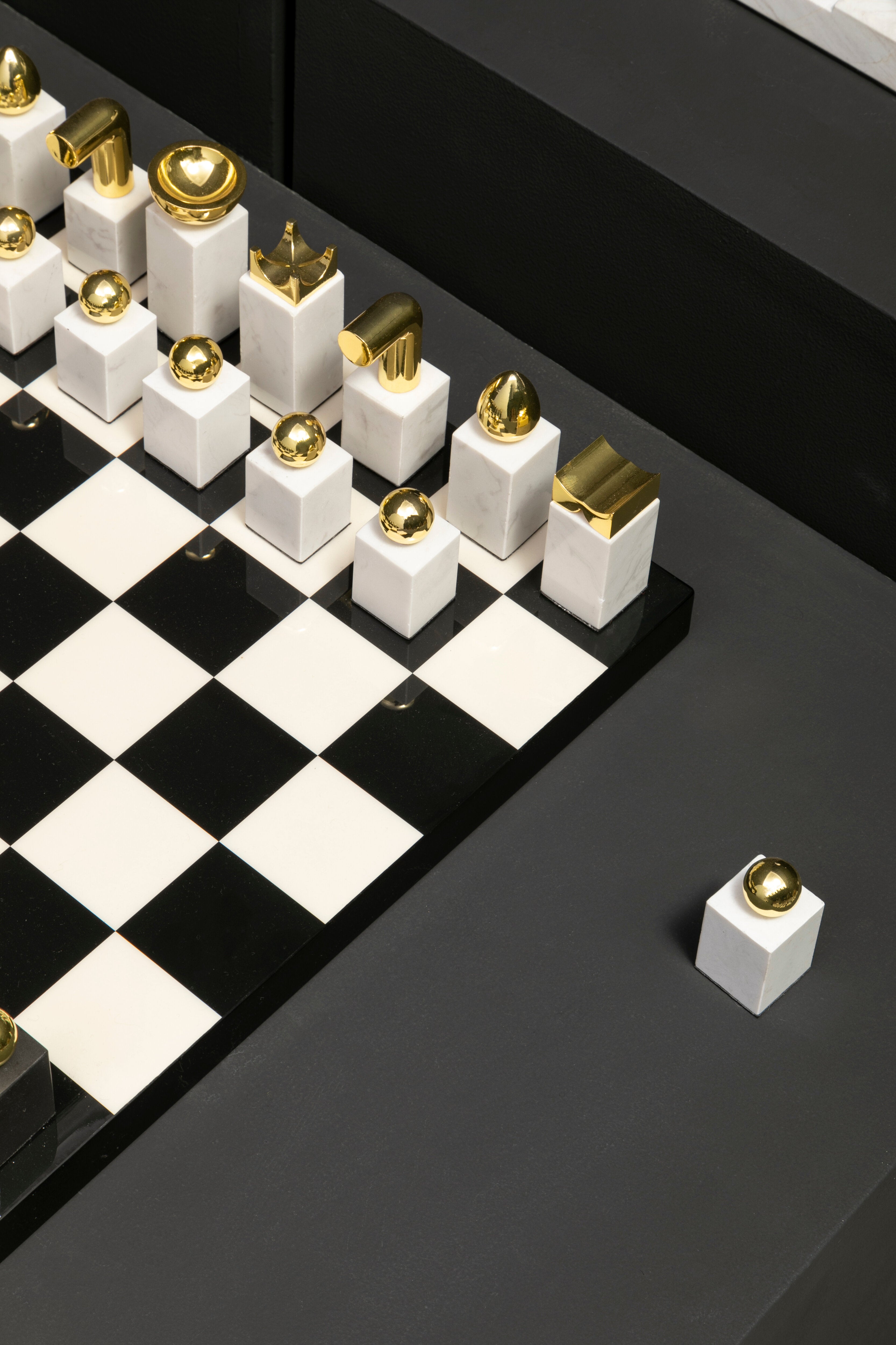 Eleri Black & White Marble & Gold Chessboard Set