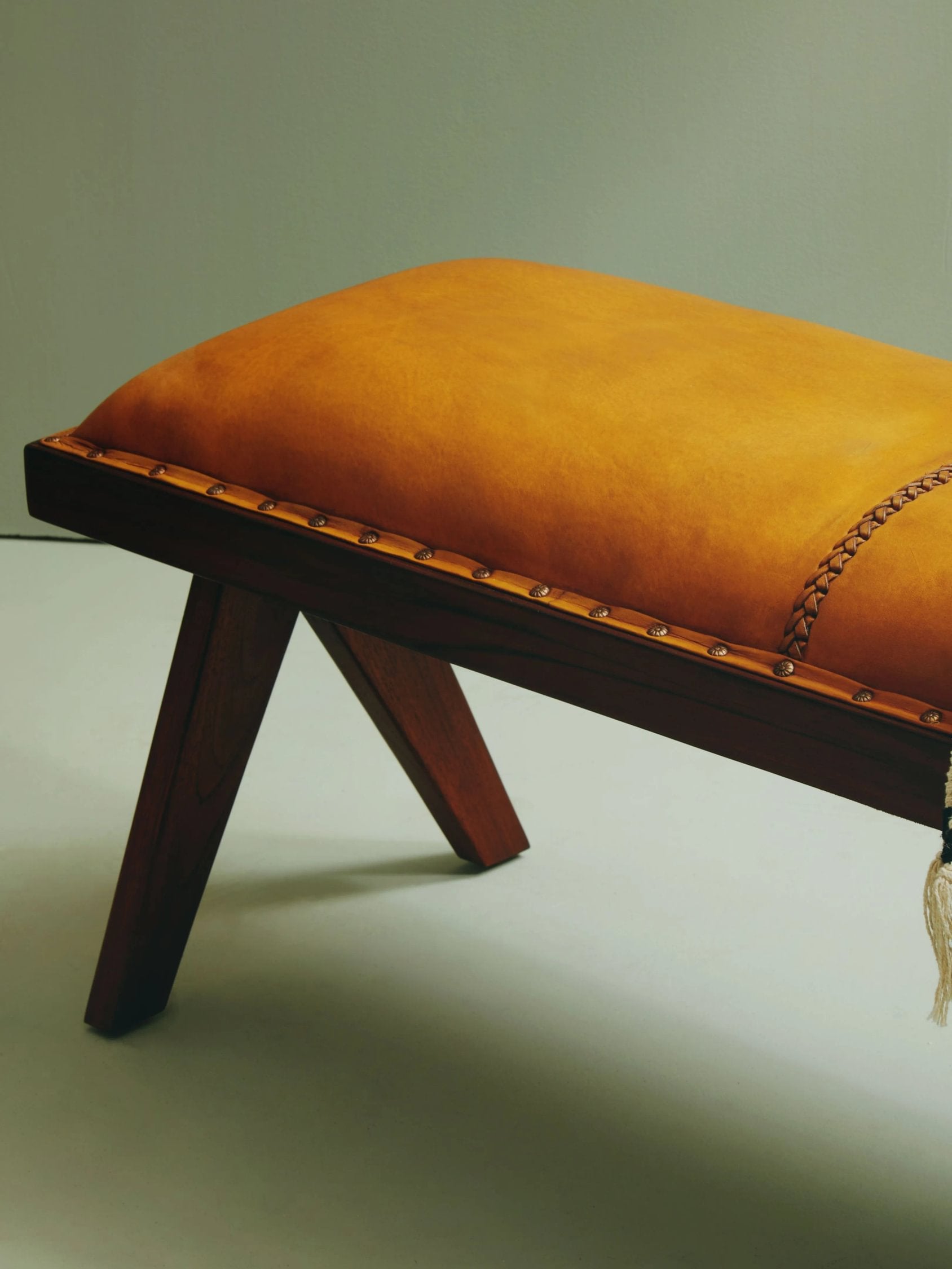 Kalahari Tan Leather Bench