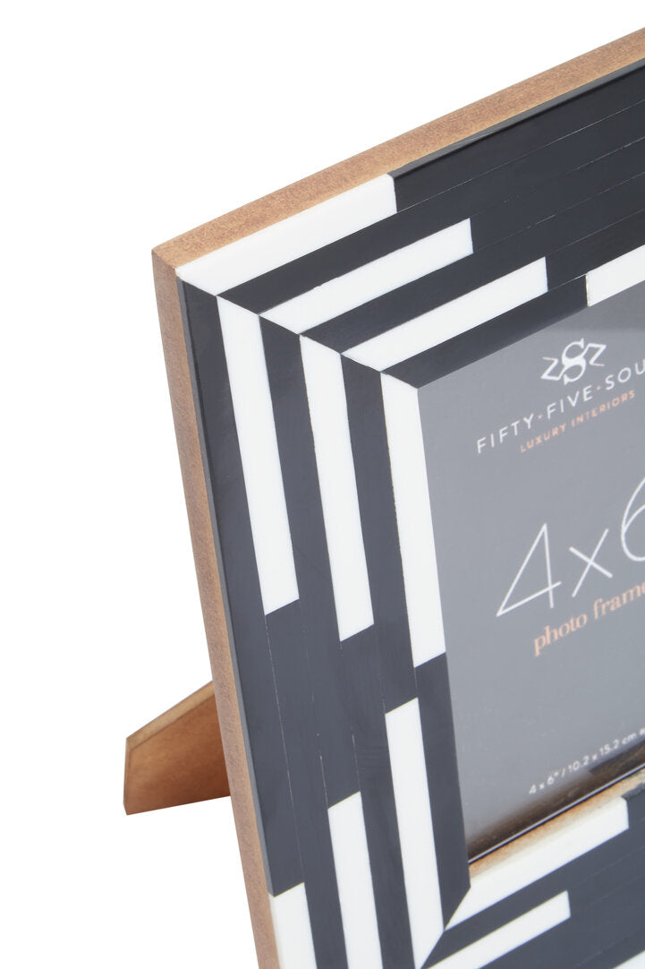 Marbs 4x6 Black & White Stripe Photo Frame