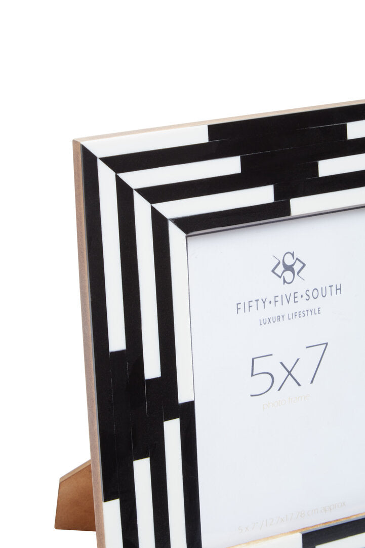 Marbs 5x7 Black & White Stripe Photo Frame