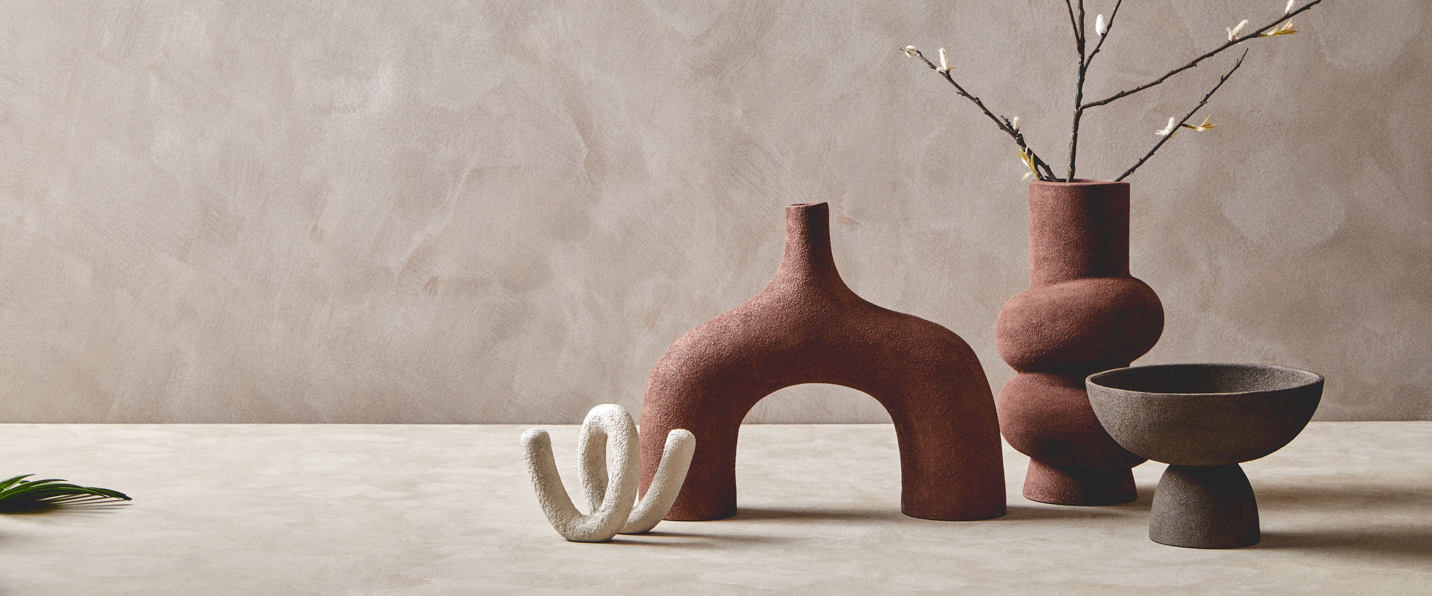 Avila Textured White Loop Sculpture