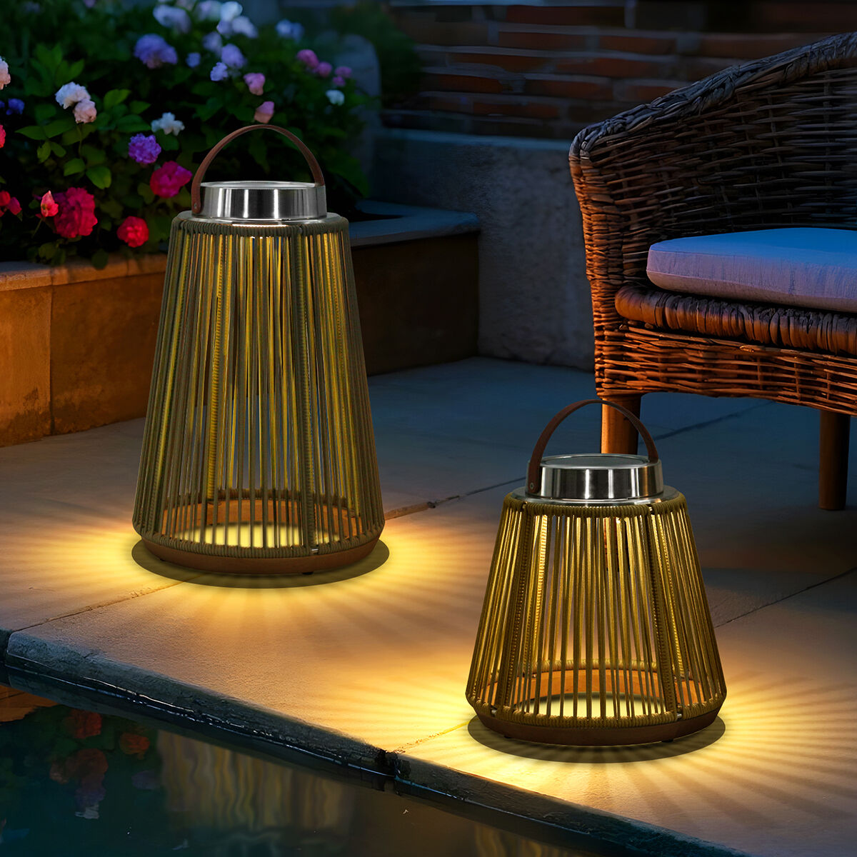 Athena Small Solar Light - Dark Olive
