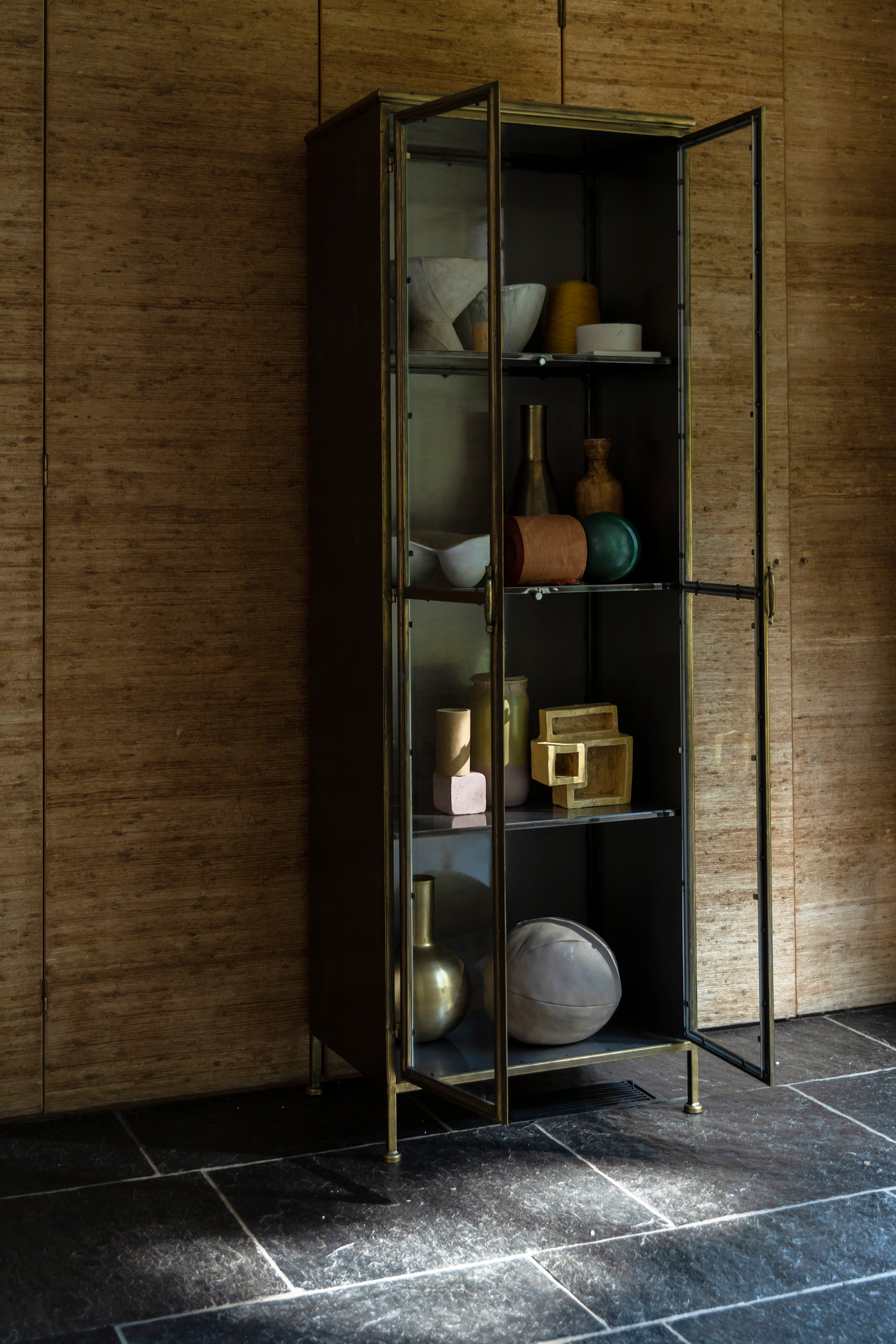 Dutchbone Gertlush Brass & Clear Class Cabinet