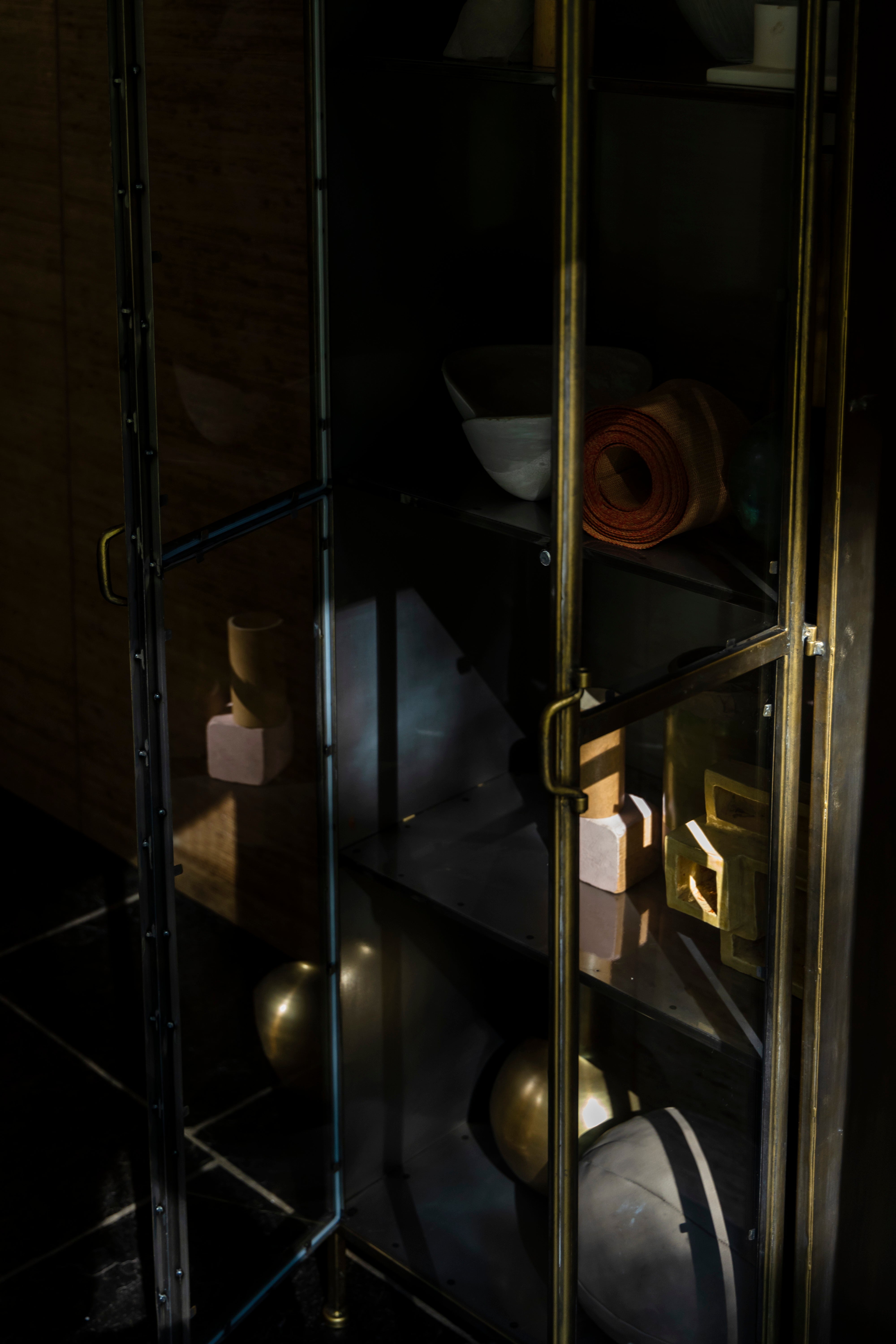 Dutchbone Gertlush Brass & Clear Class Cabinet