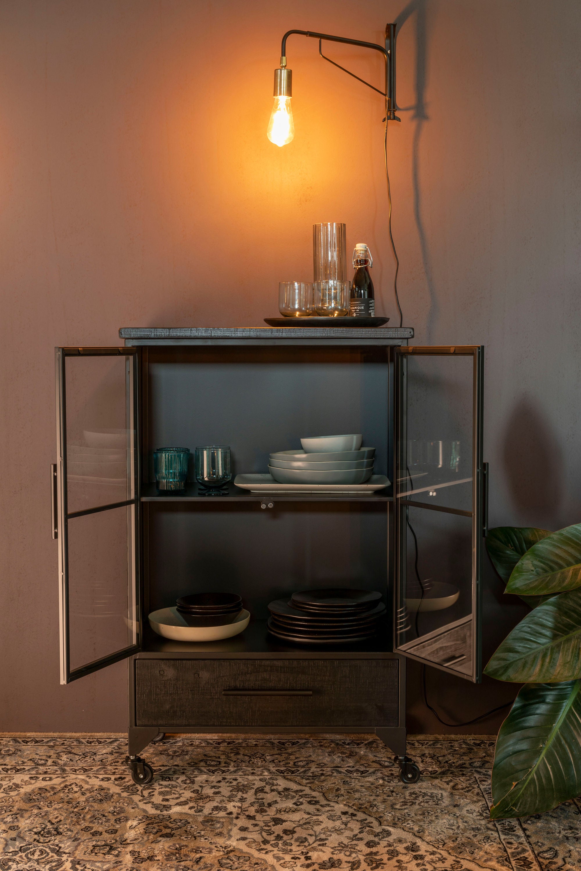 Ferre Black & Glass Low Display Unit