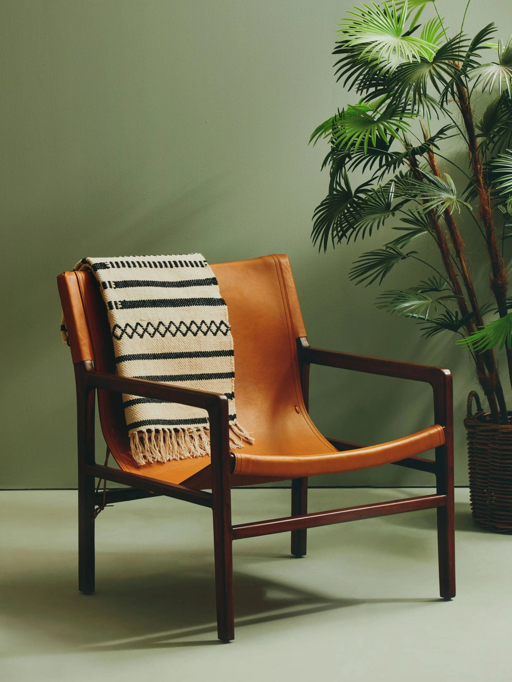 Kalahari Antique Brown Leather Sling Chair