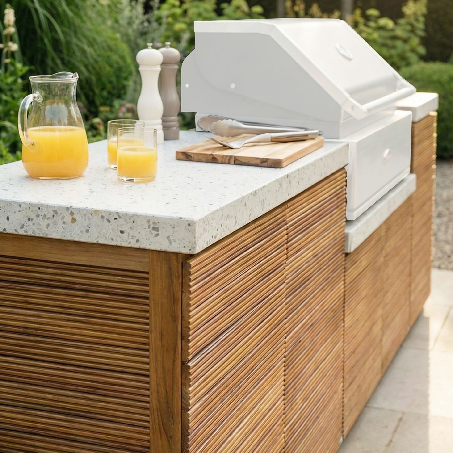 Antigua Outdoor Kitchen - Medium Configuration