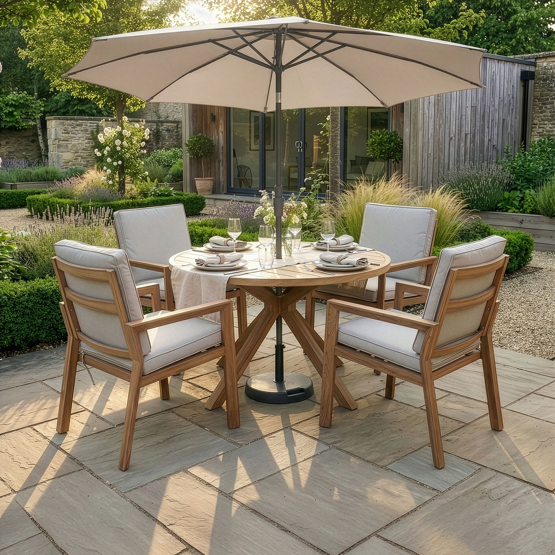 New York 4 Seater Round Dining Set - Wood Effect