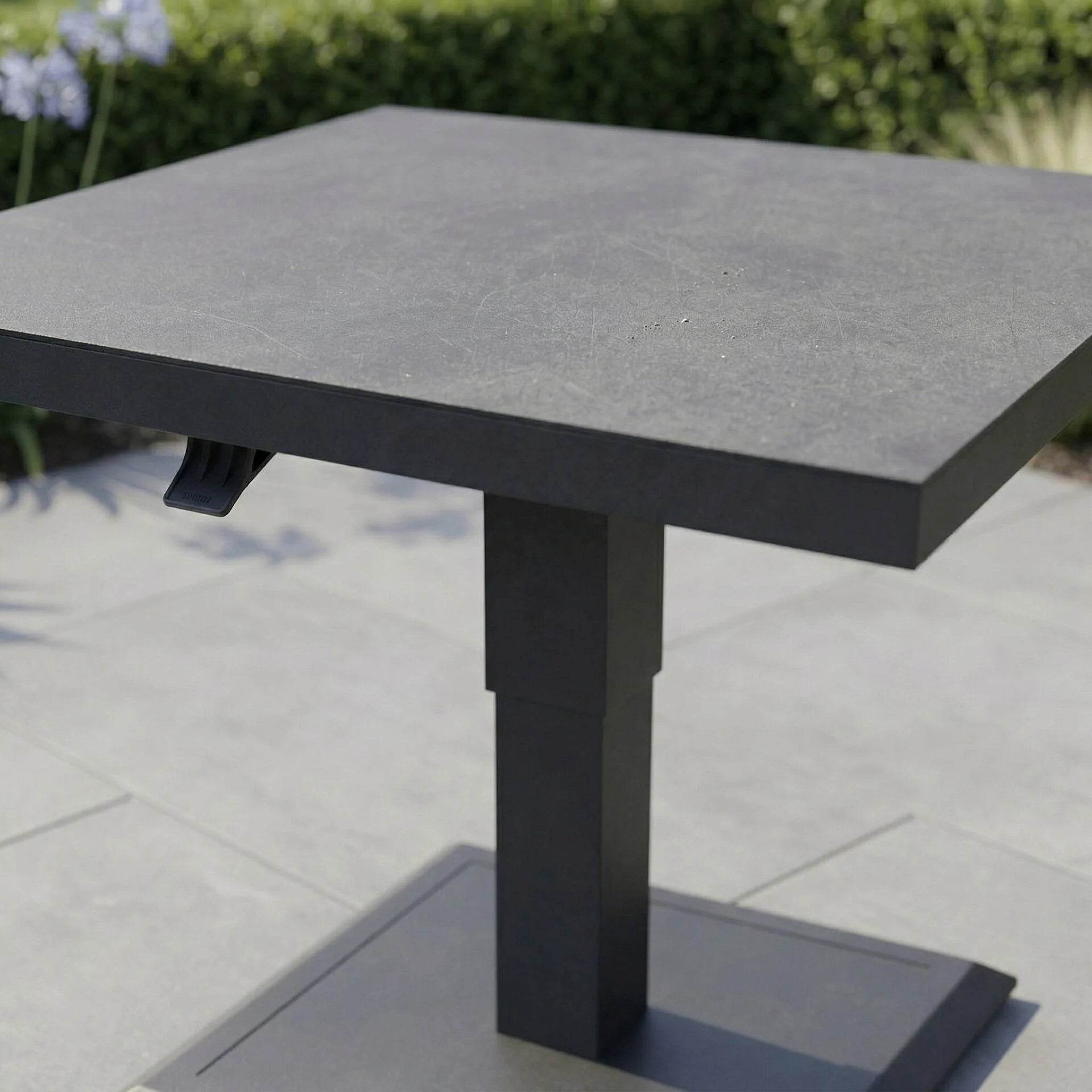 Aluminium Square Gas Rising Table - Charcoal