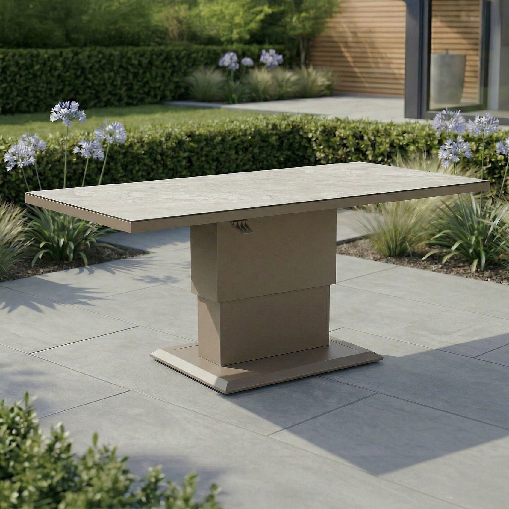 Aluminium Rectangular Gas Rising Table - Cafe