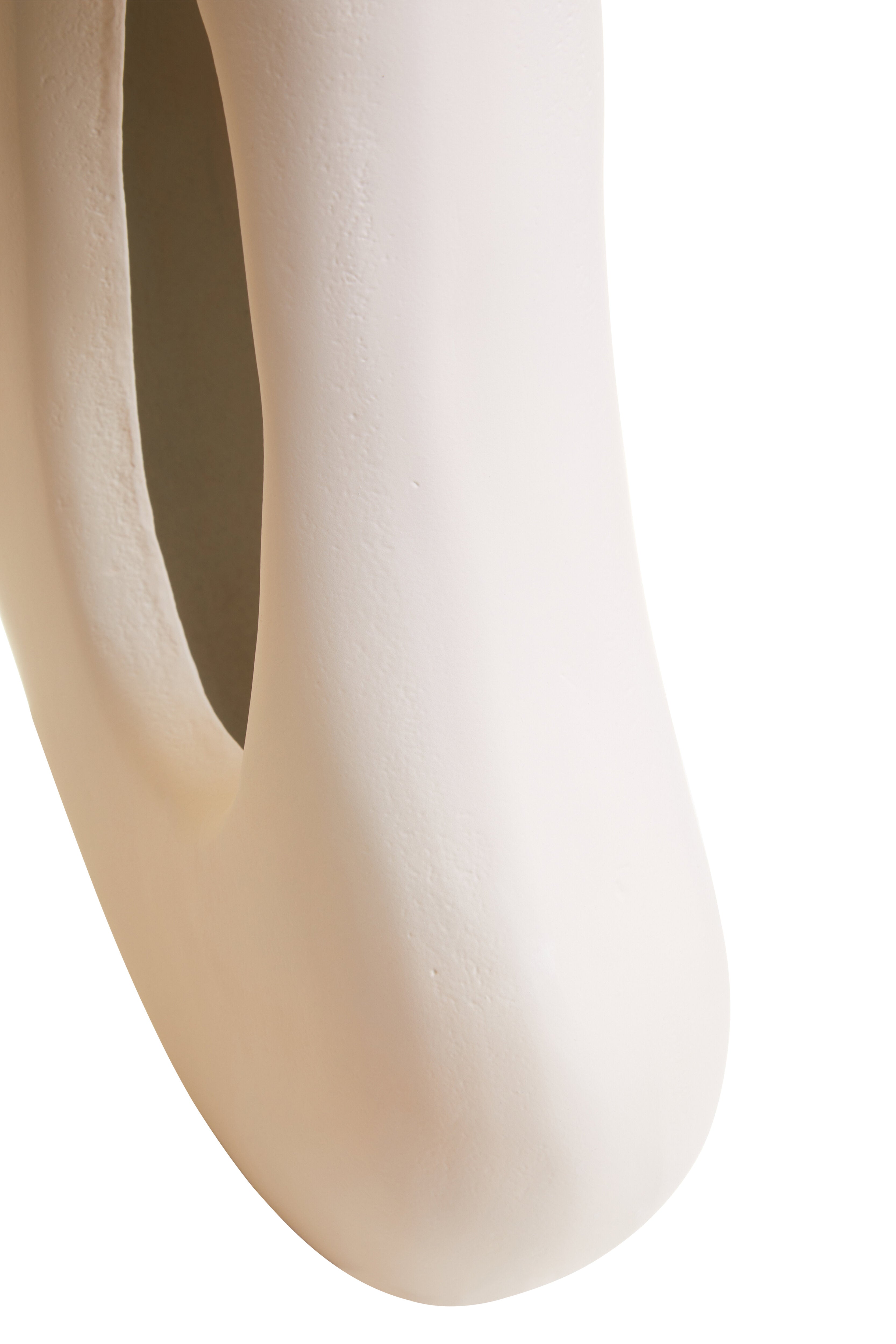 Toba Abstract Cream Sculpture