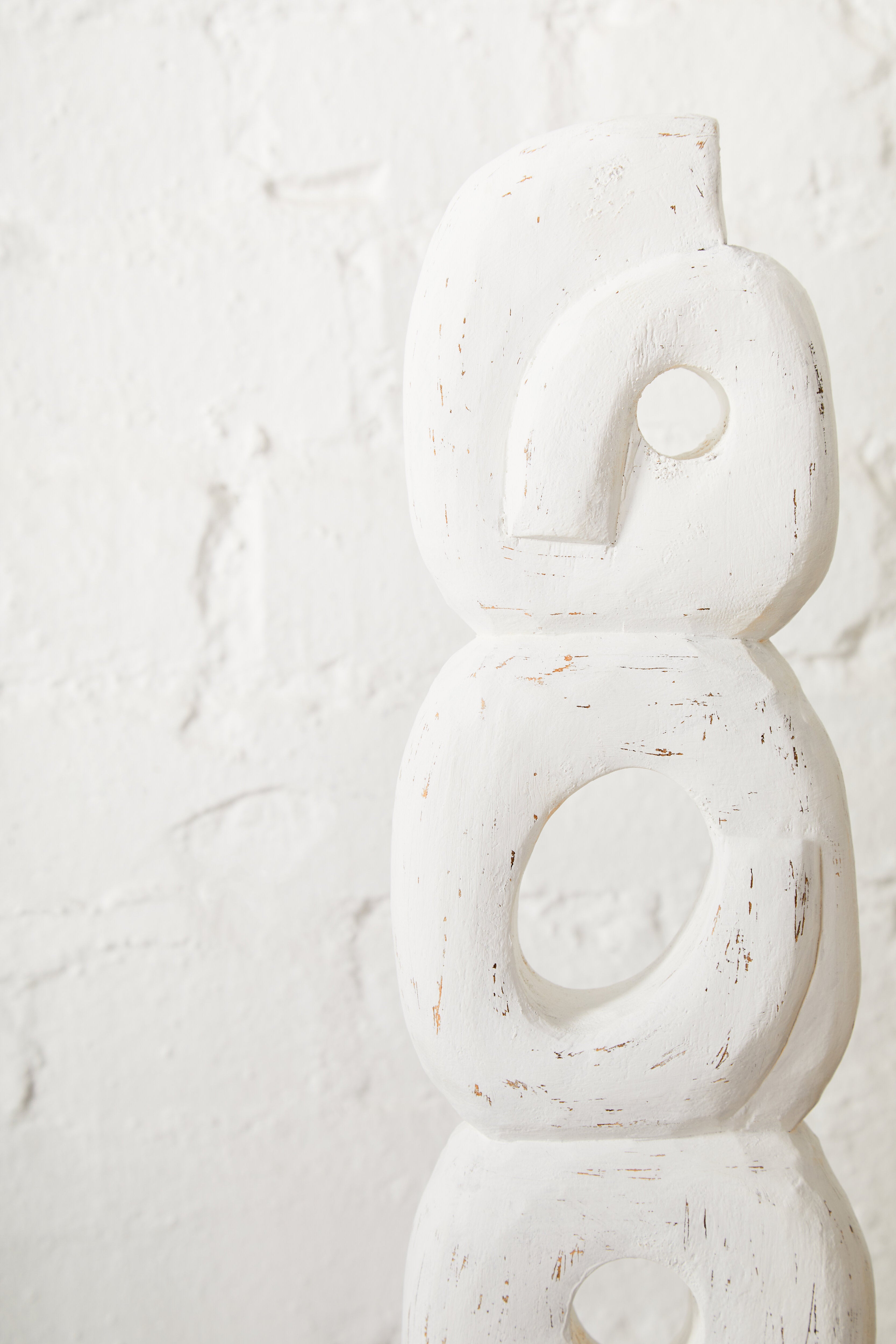 Osprey Rustic White Mango Wood Ring Sculpture