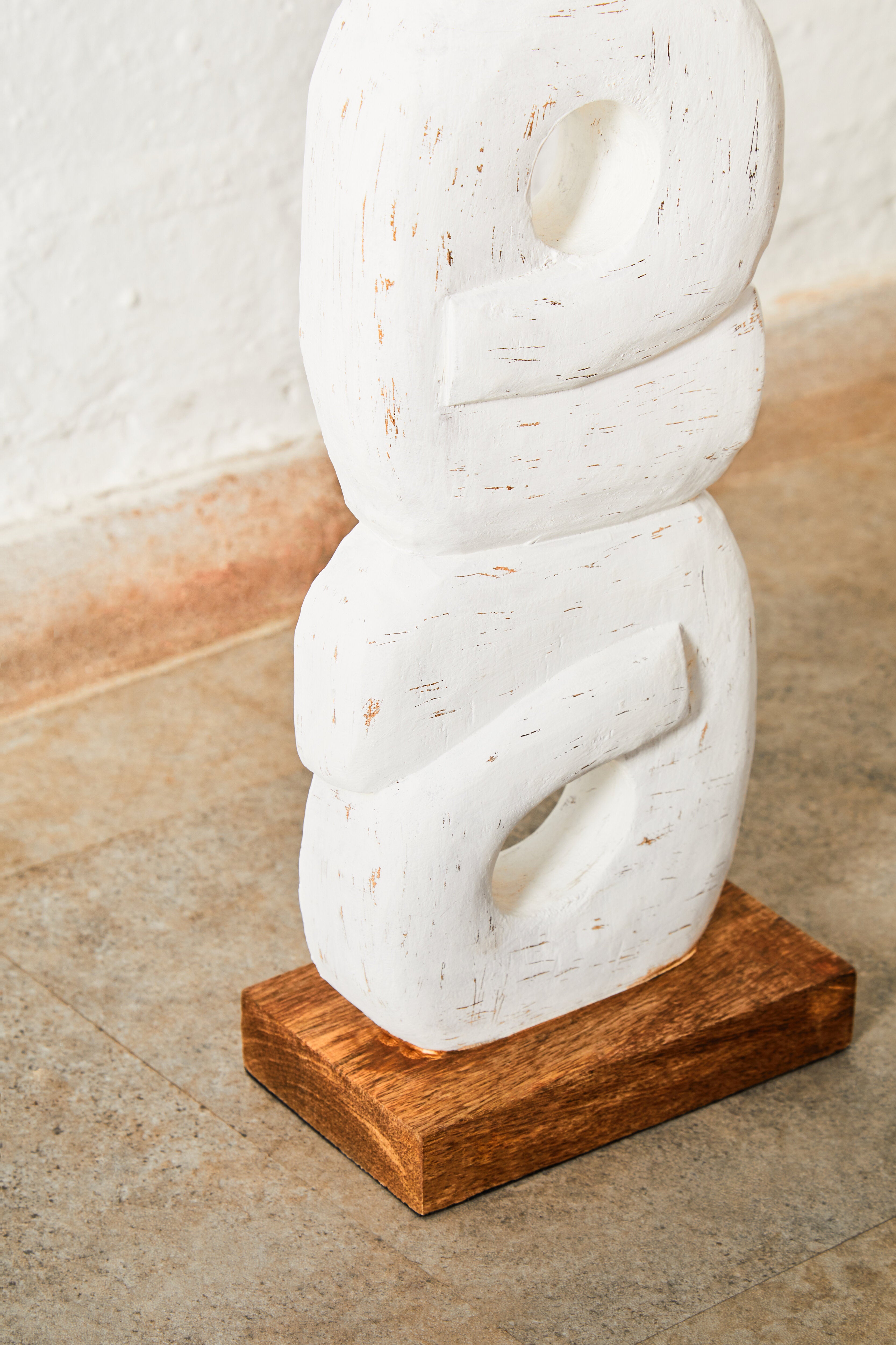 Osprey Rustic White Mango Wood Ring Sculpture