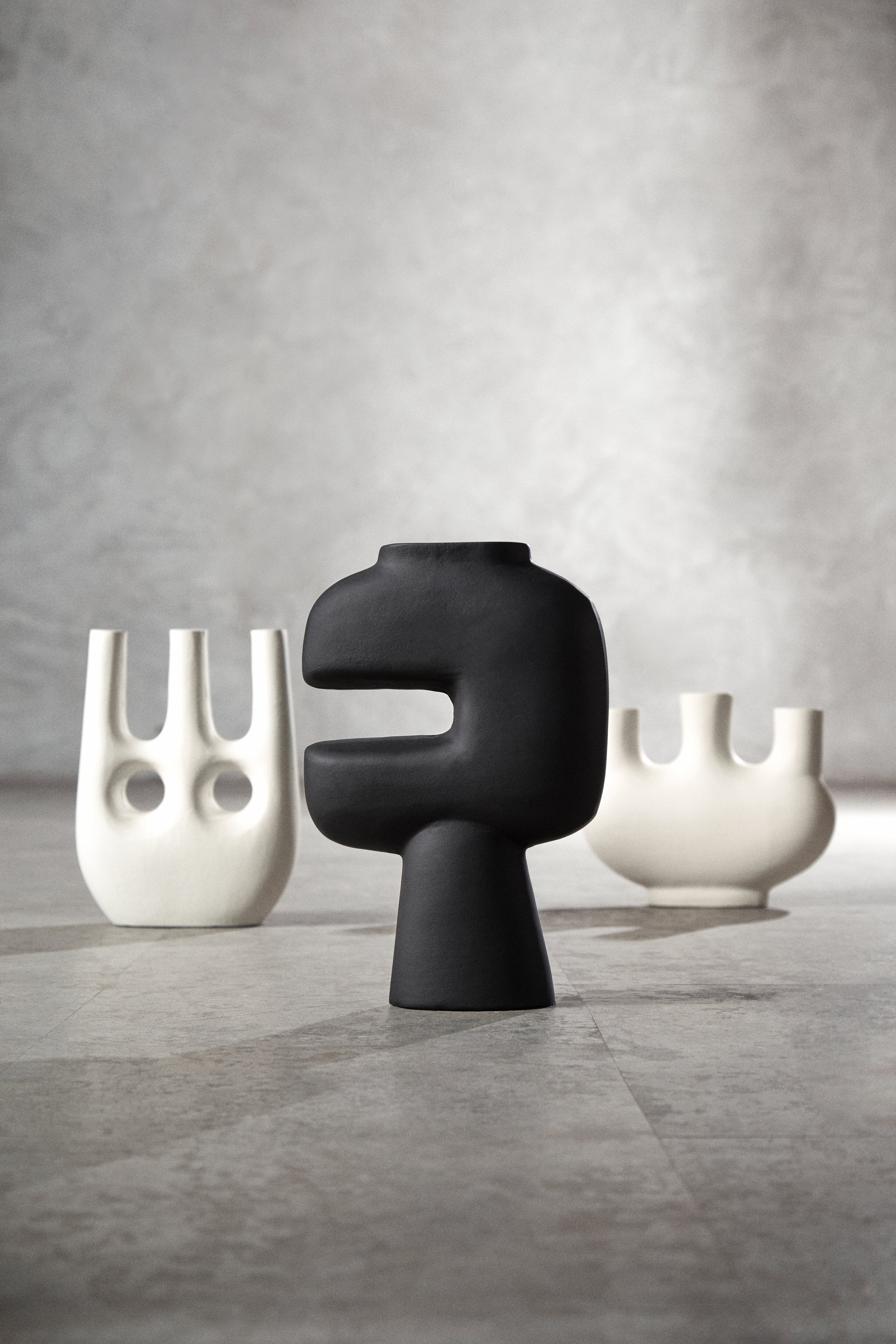 Toba Abstract Matte Black Vase | Small