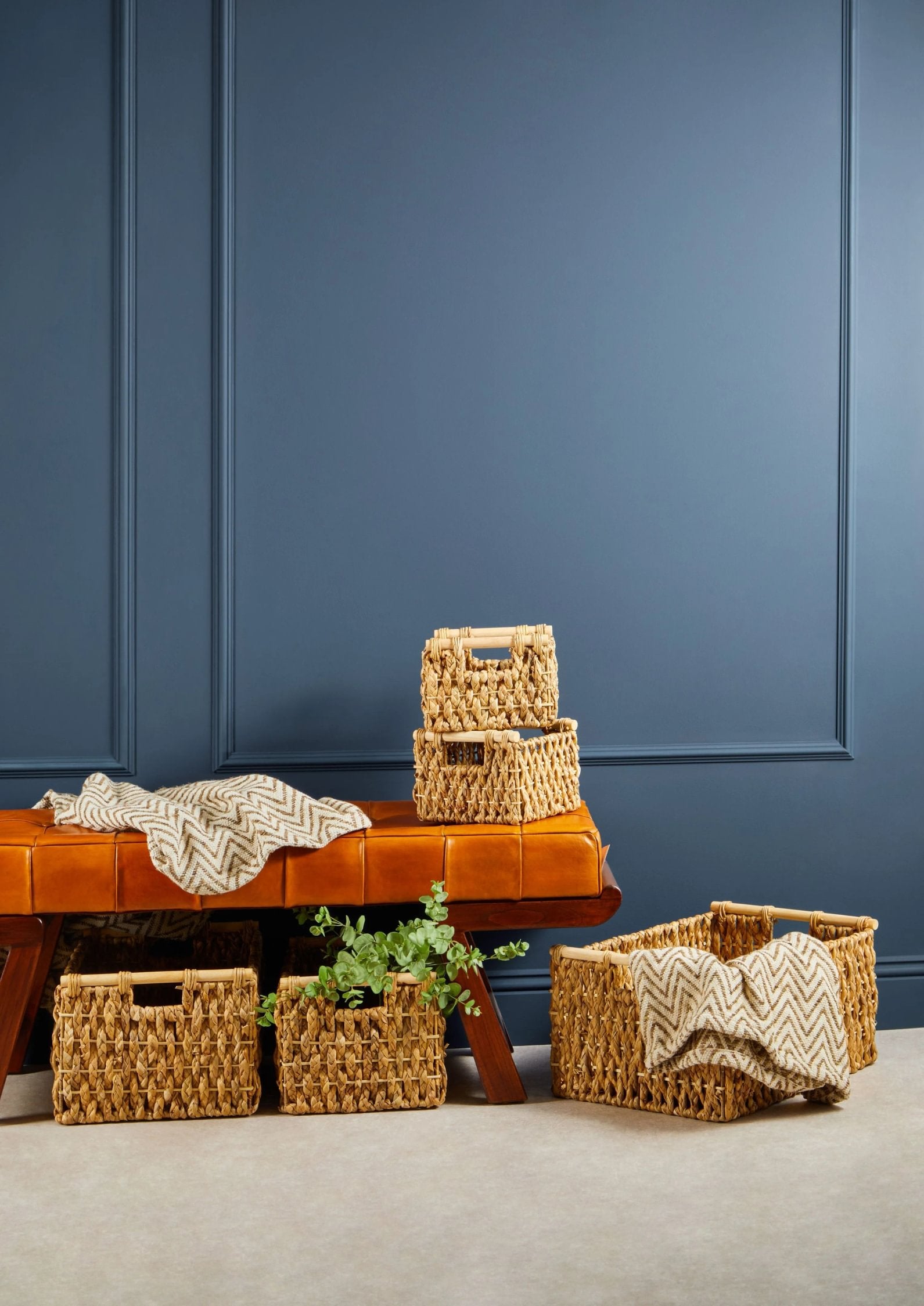Kalahari Brown Leather & Angular Cedar Wood Bench