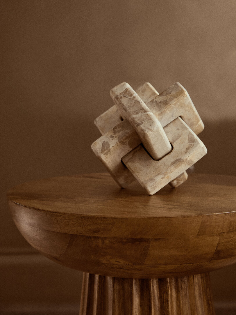 Como Chocolate Marble Knot Sculpture