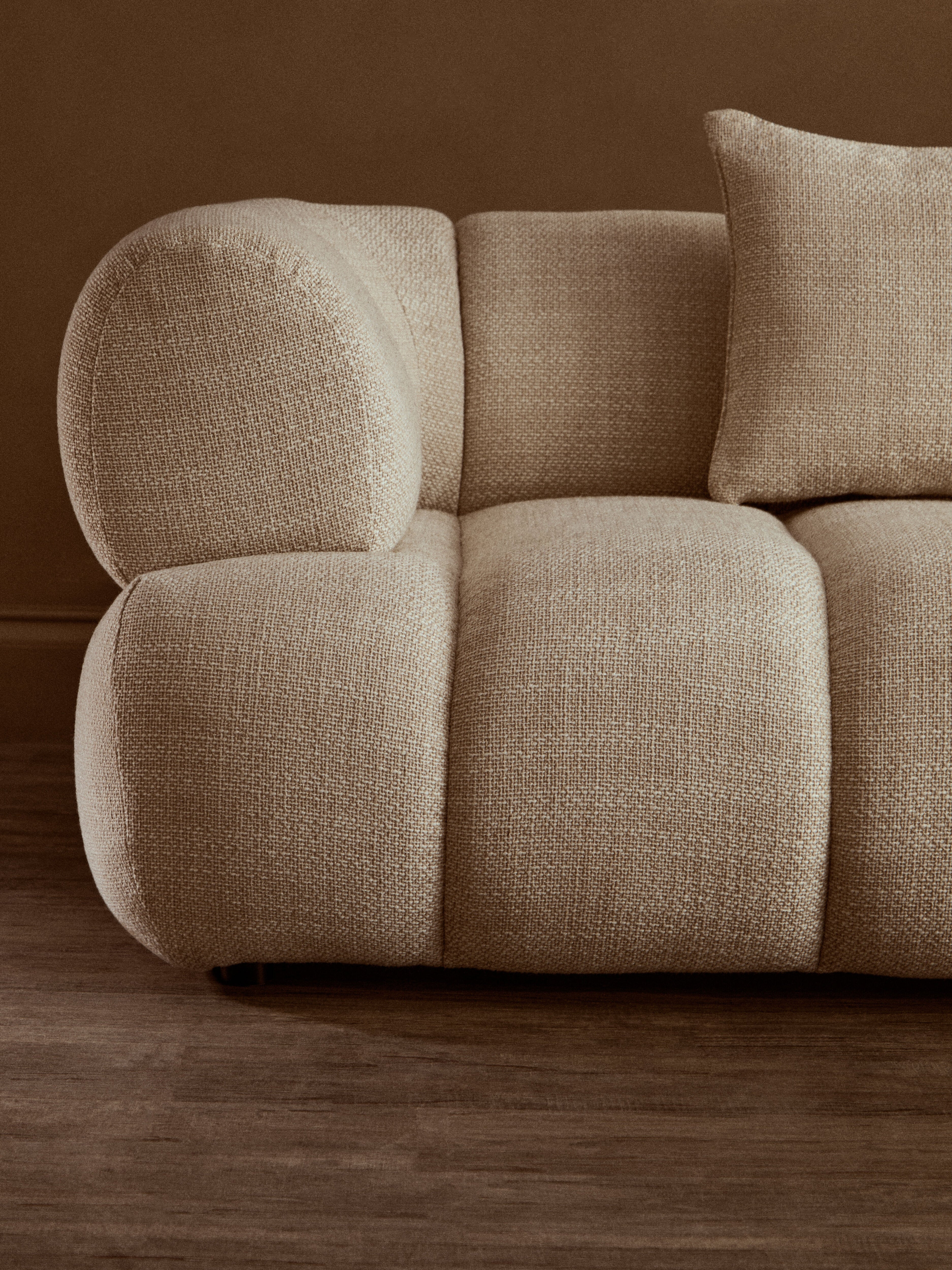Elana Cream Linen Curved Sofa | 3 Seater