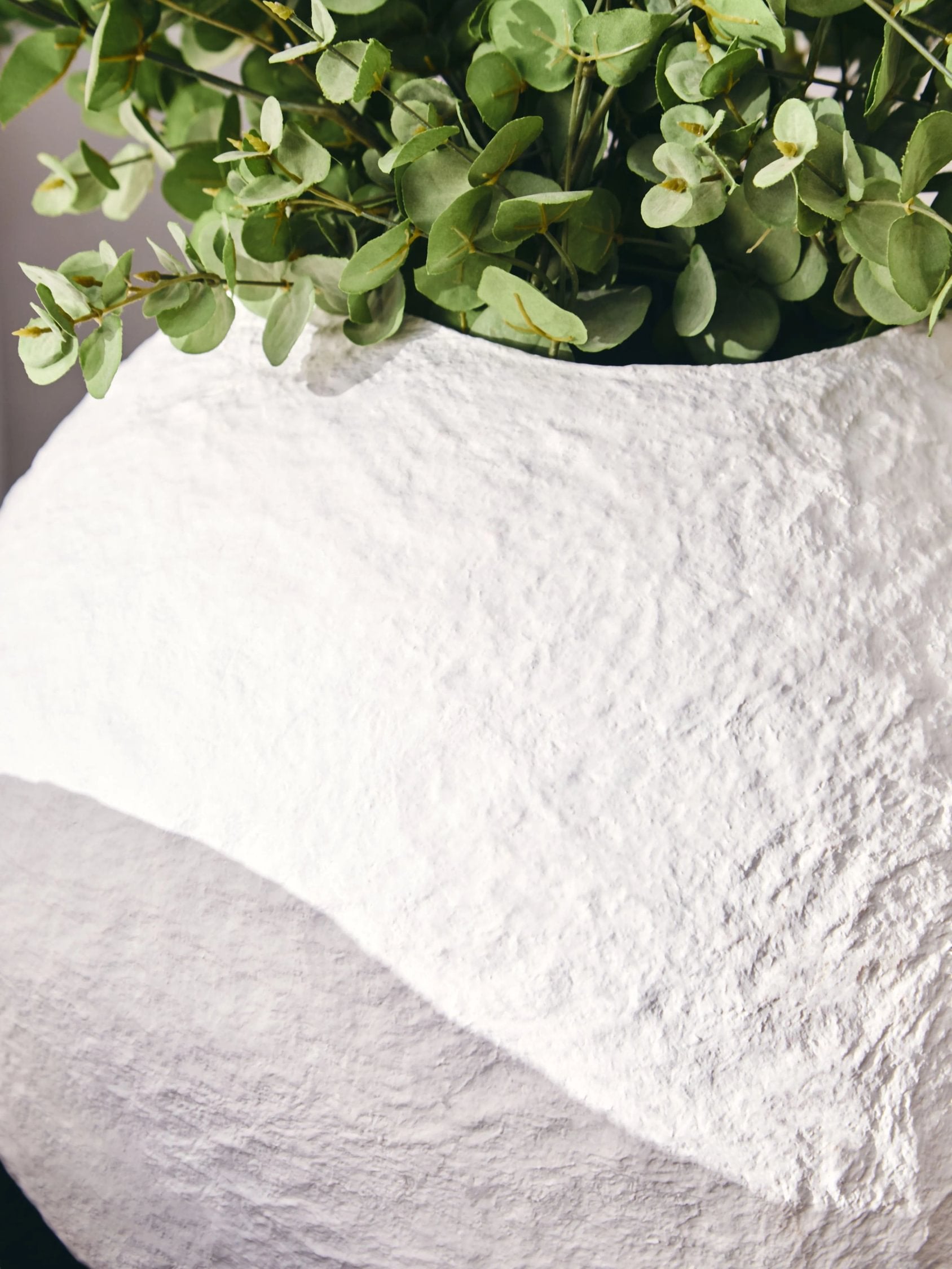 Papyrus Large White Cotton Mache Round Vase