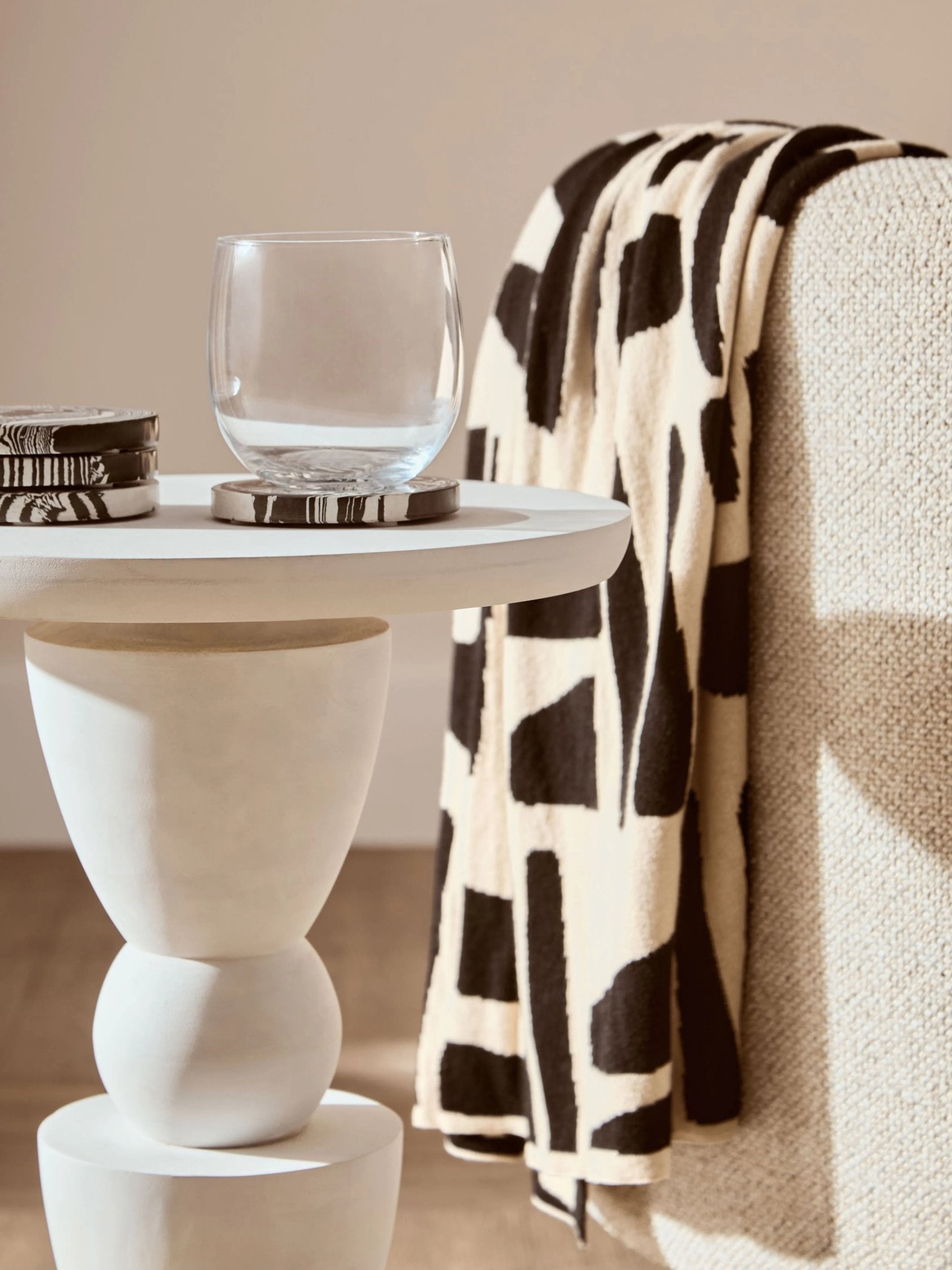 Totem Whitewash Mango Wood Circle Column Detail Side Table