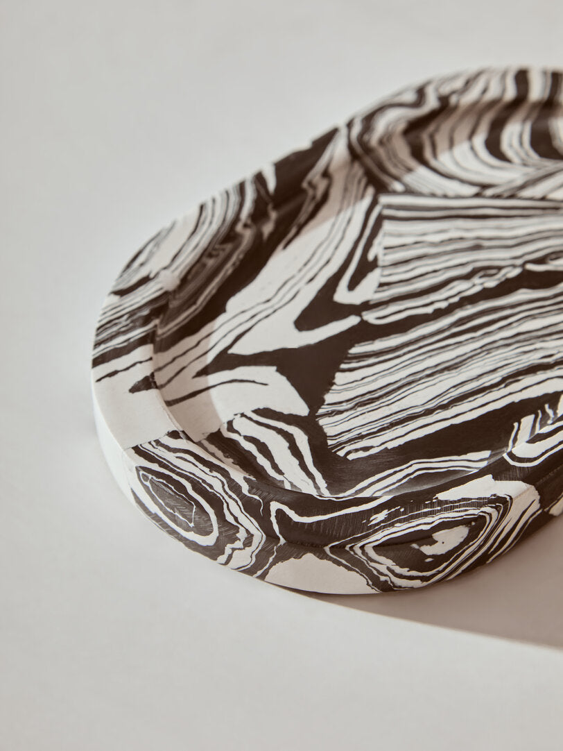 Clau Black & White Oval Marble Tray