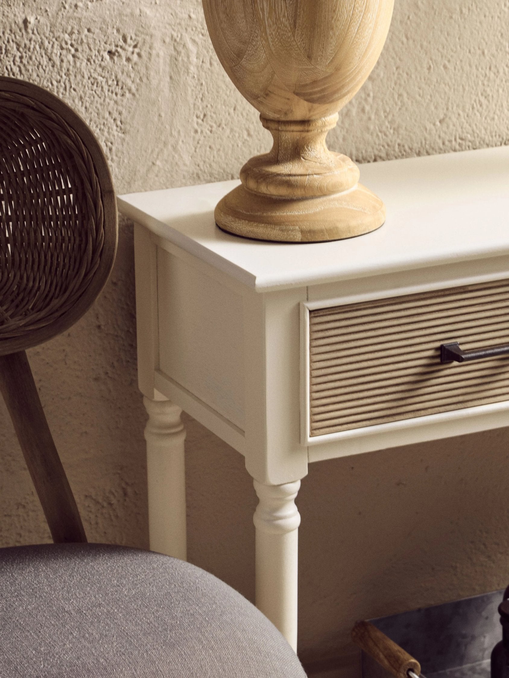 Chelsea White Wood 2 Drawer Console Table 90 x 33 x 75cm