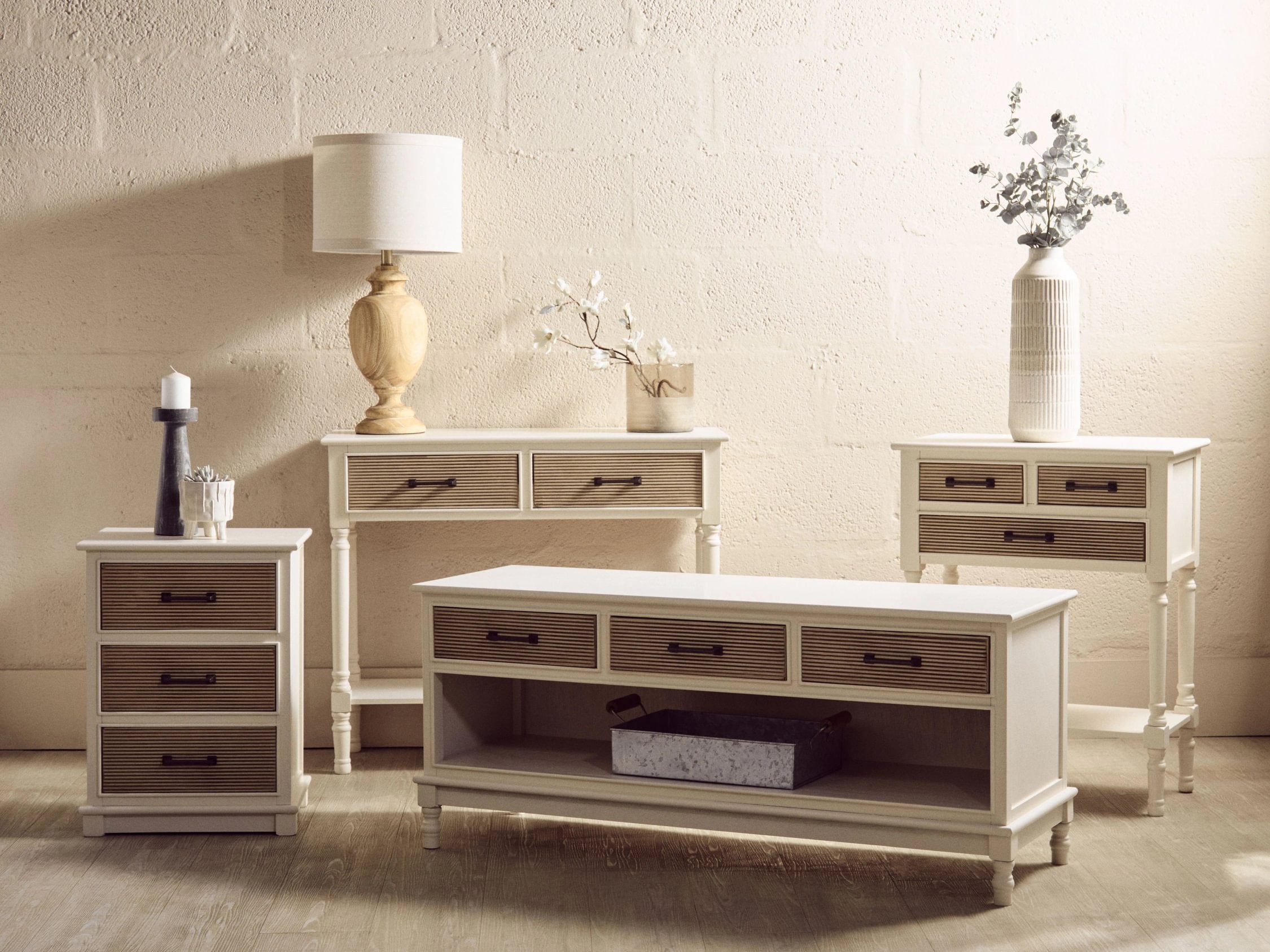 Chelsea White Wood 2 Drawer Console Table 90 x 33 x 75cm