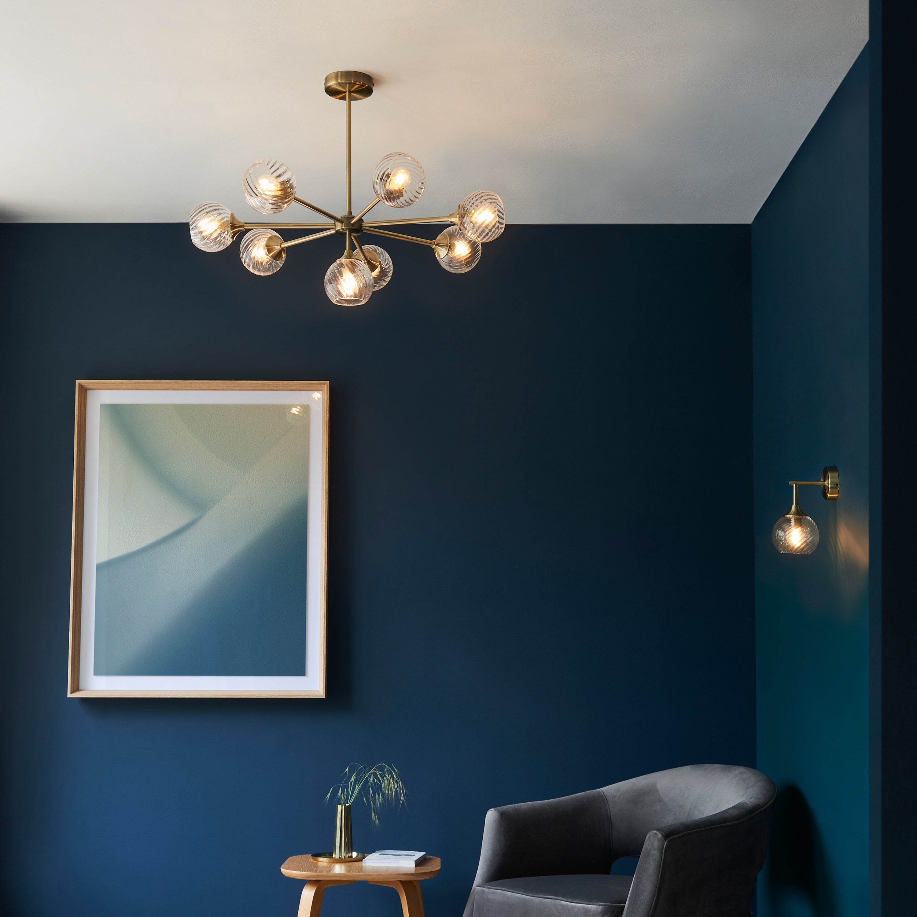 Dakota Antique Brass Wall Light