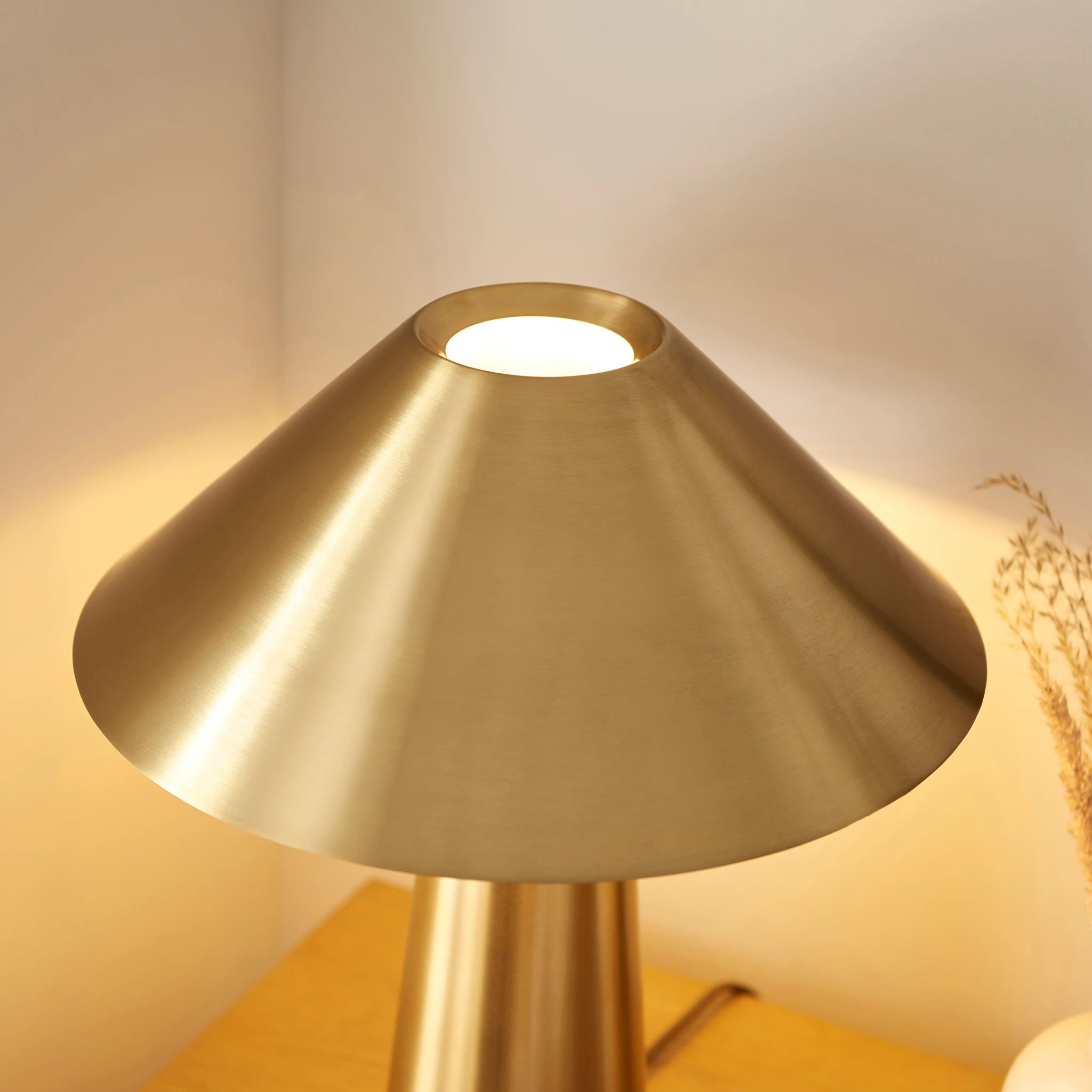 Amberfields Brushed Aged Brass Table Lamp