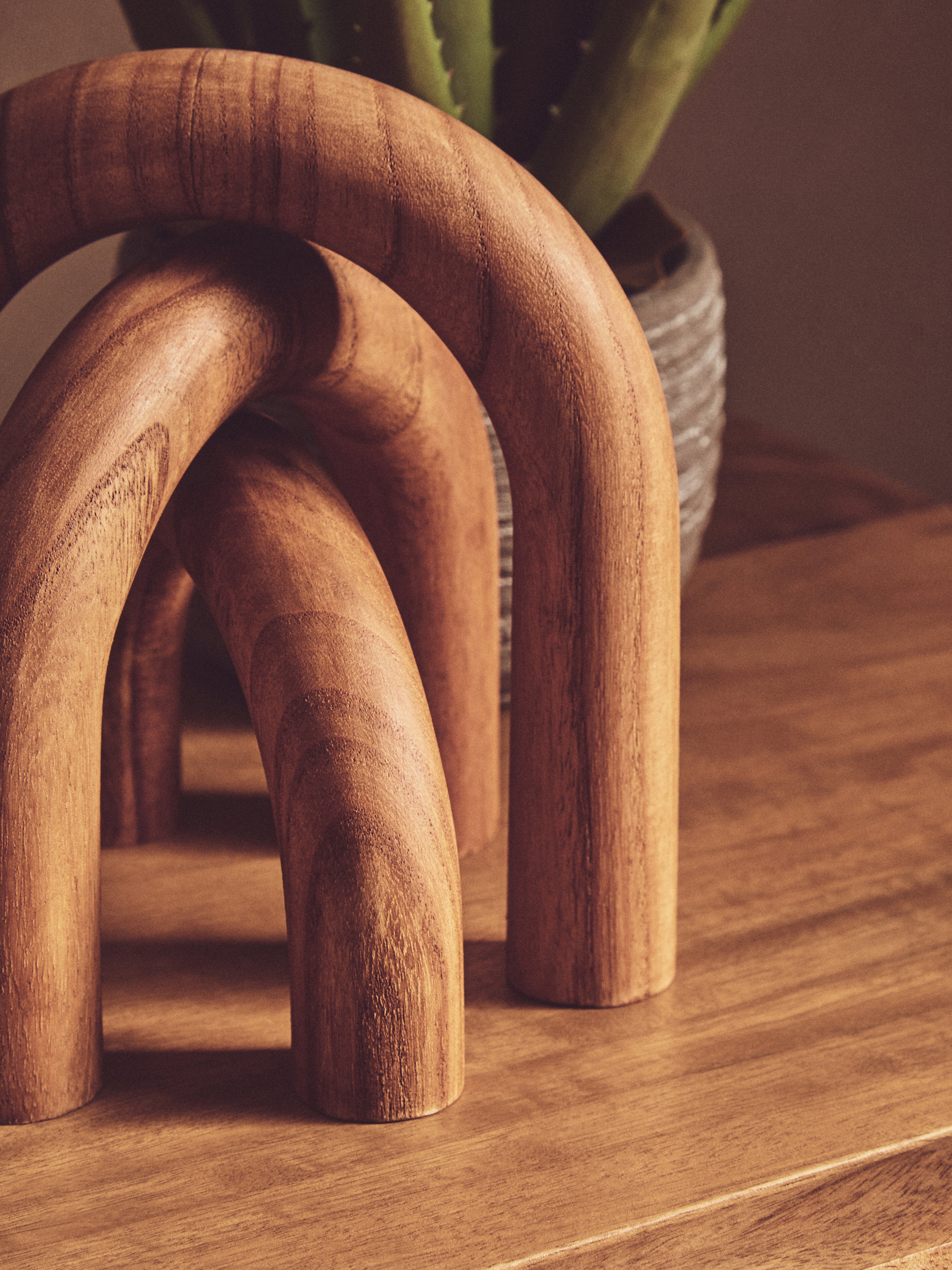 Karna Natural Wood Arch Sculpture