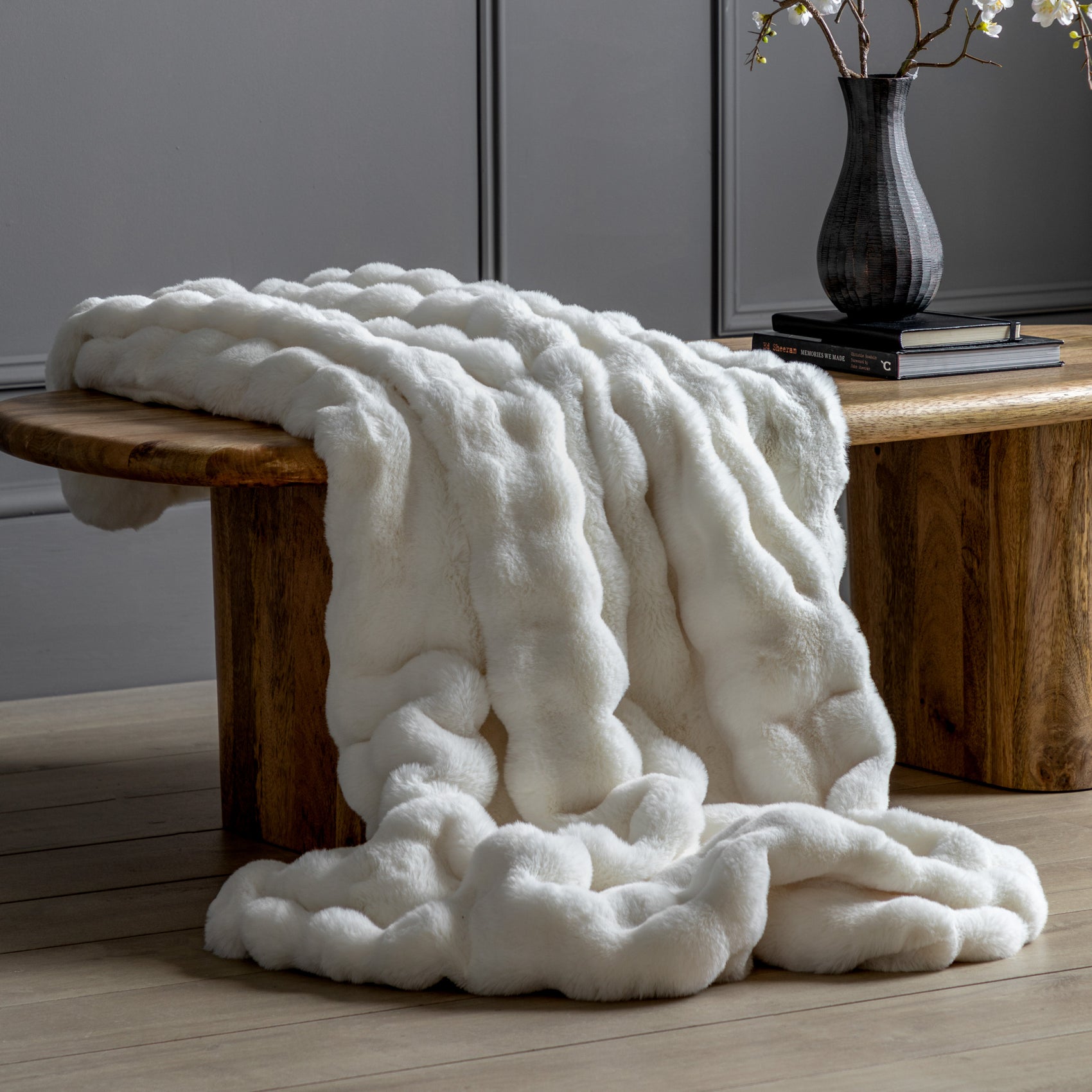 Fernleigh Rabbit Faux Fur Cream Throw | Large