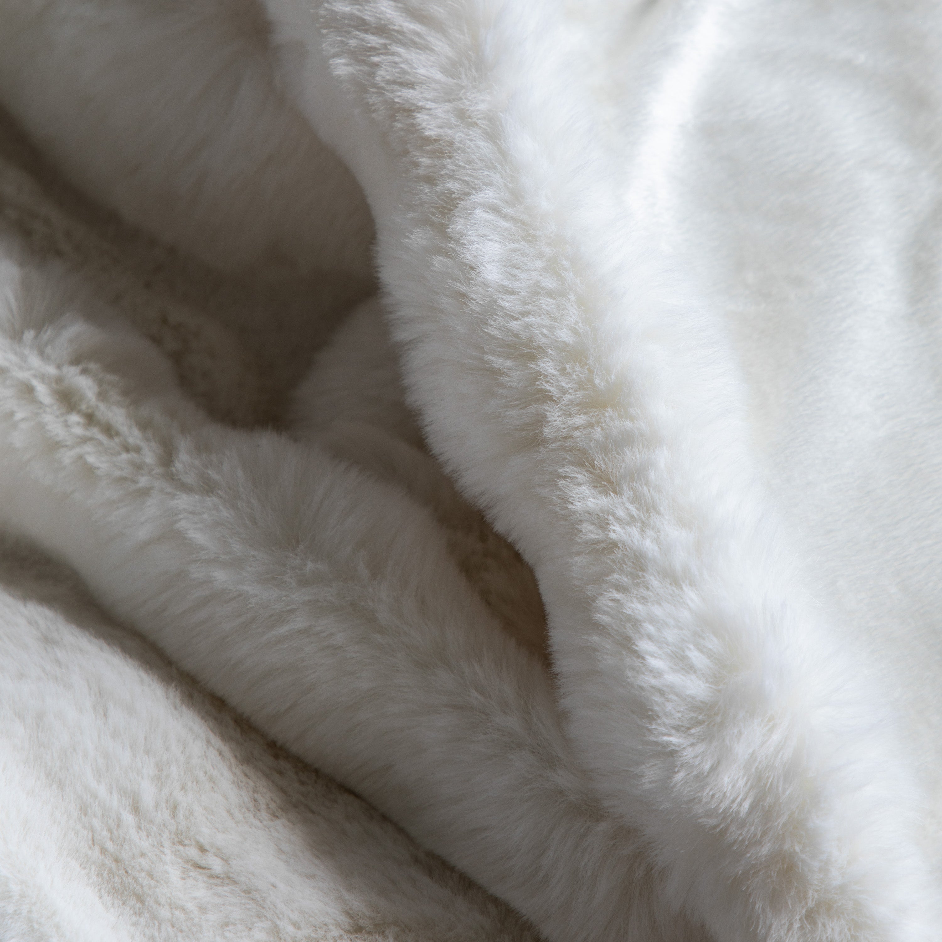 Marshmallow Rabbit Faux Fur Cream Throw | Large