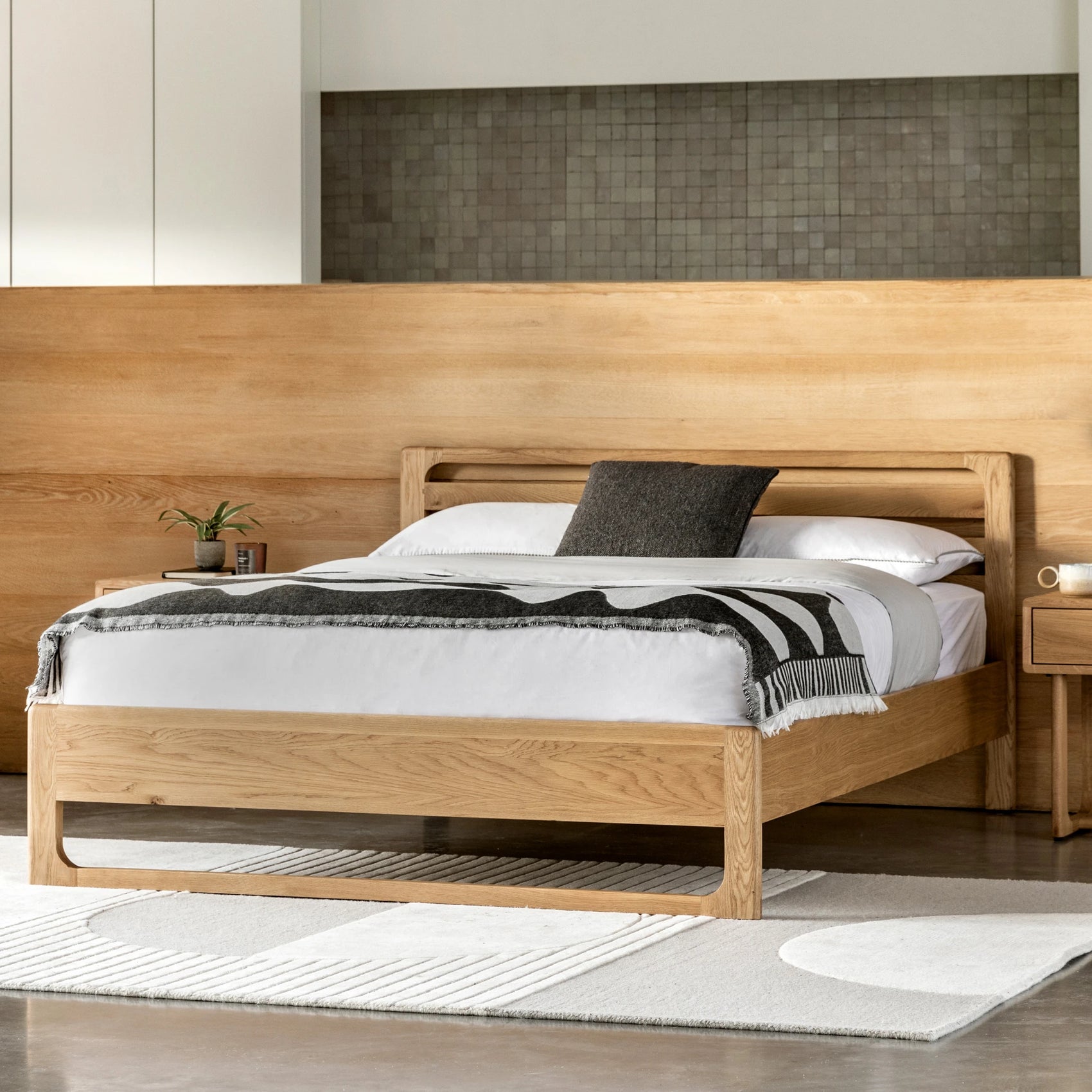 Novu Natural Oak Wood Double Bed