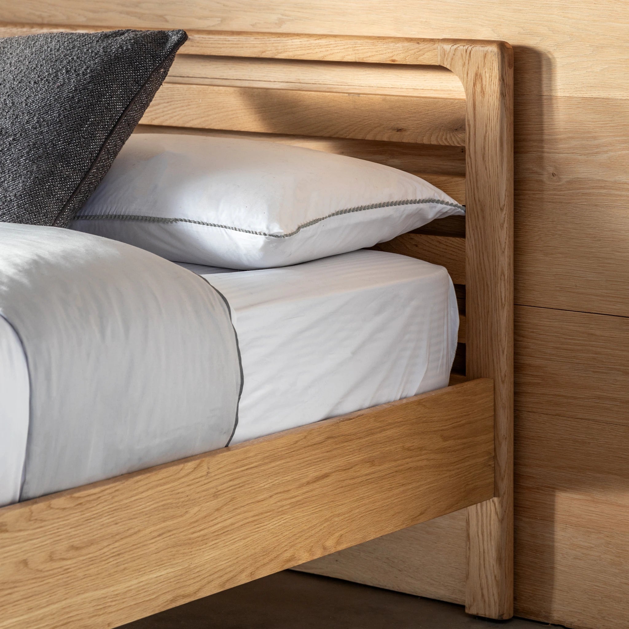 Novu Natural Oak Wood Double Bed