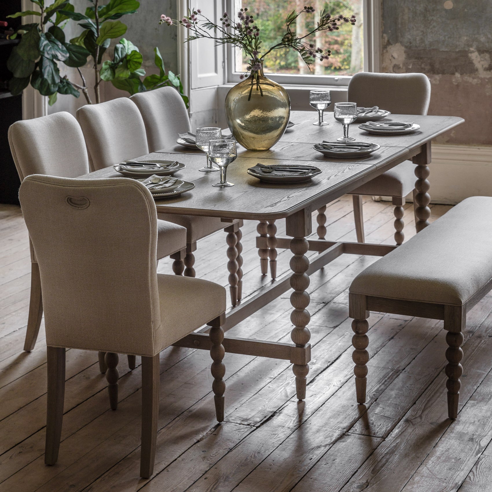 Birchfield Artisan Oak Wood Extending Dining Table | 6-8 Seater