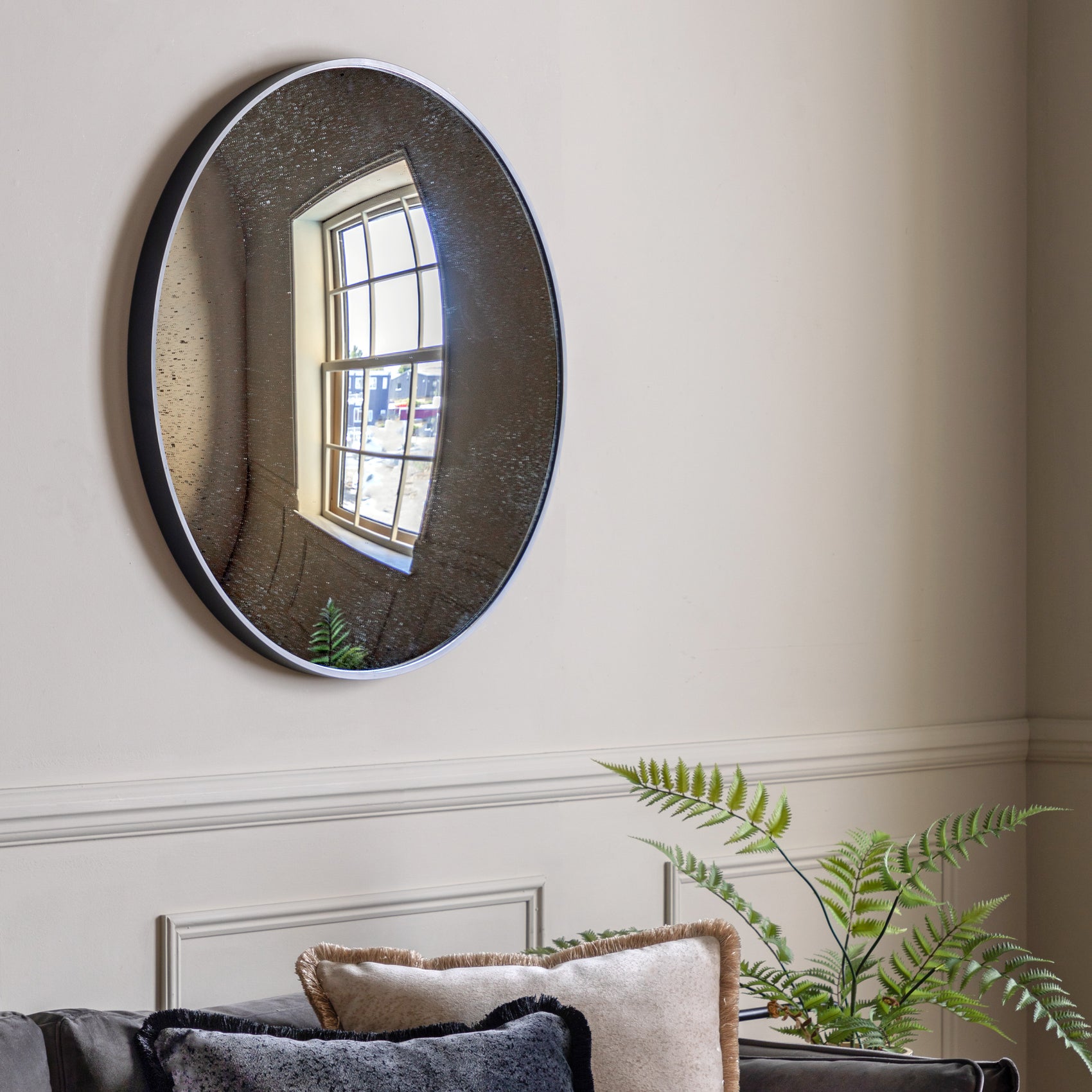 Meadway Black Convex Round Wall Mirror