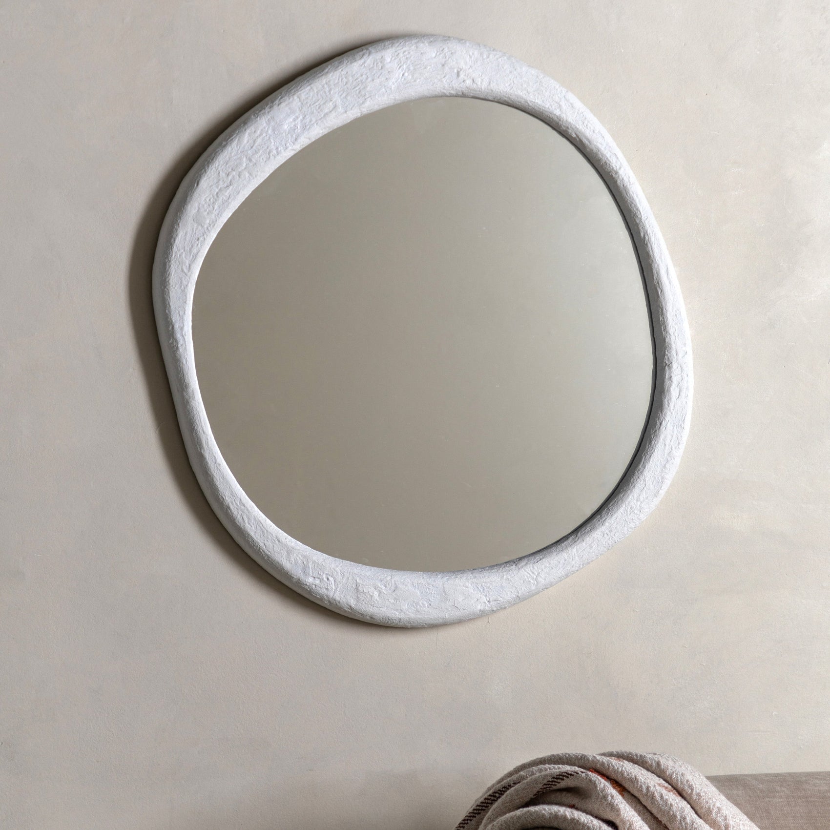 Amalfi White Pebble Wall Mirror 2