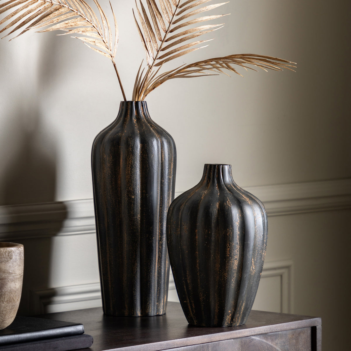 Set of 2 Ezra Ribbed Metalic Black Vase