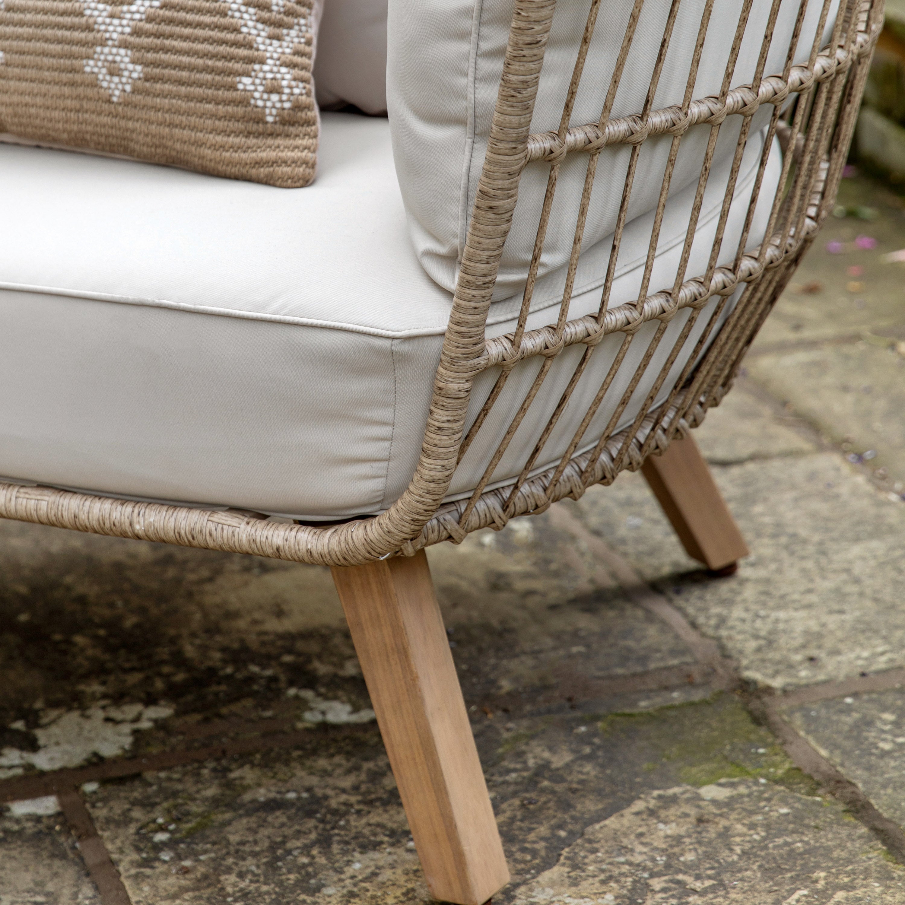 Punta Neutral Wicker Egg Chair