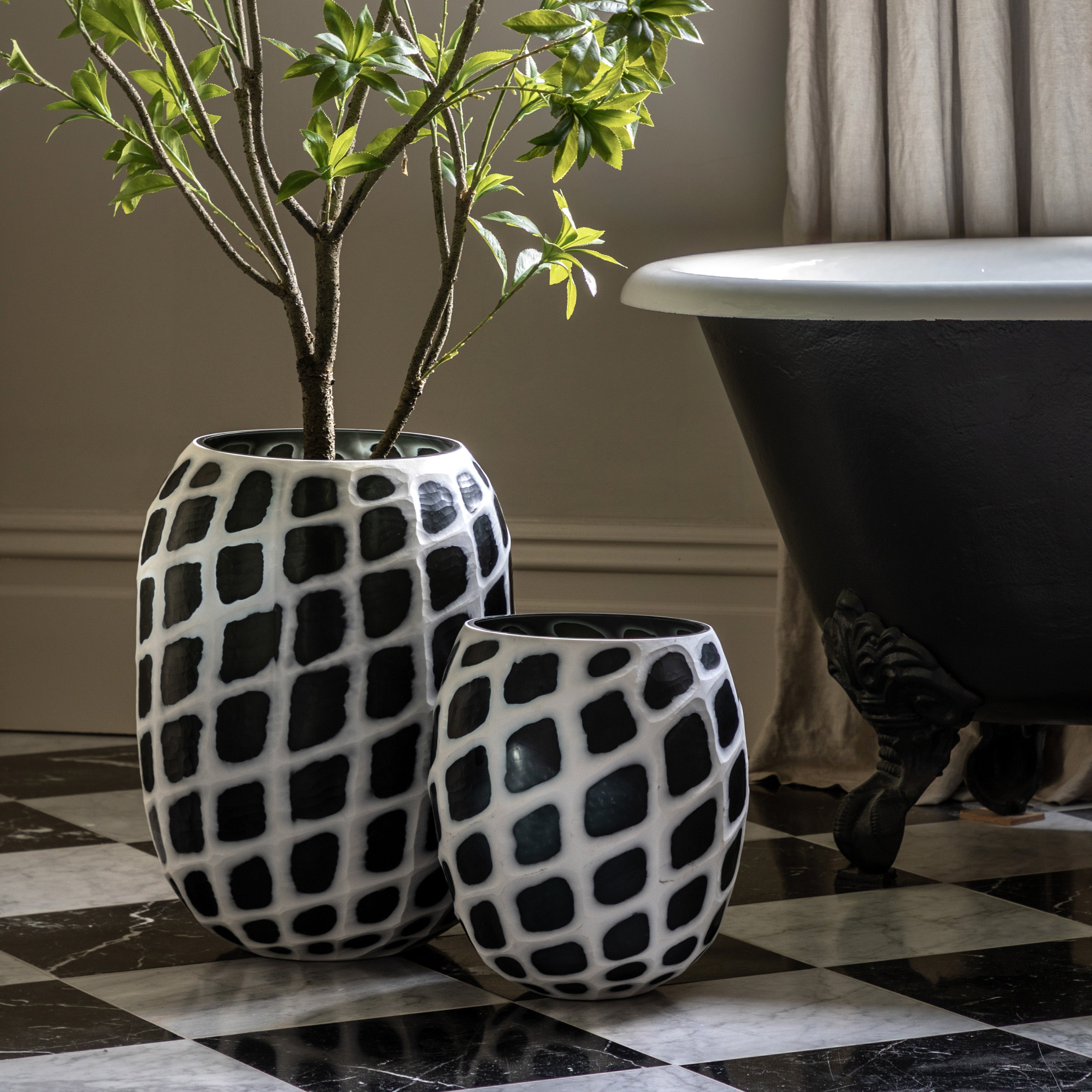 Valencia Handblown Carved Black & White Glass Vase | Large