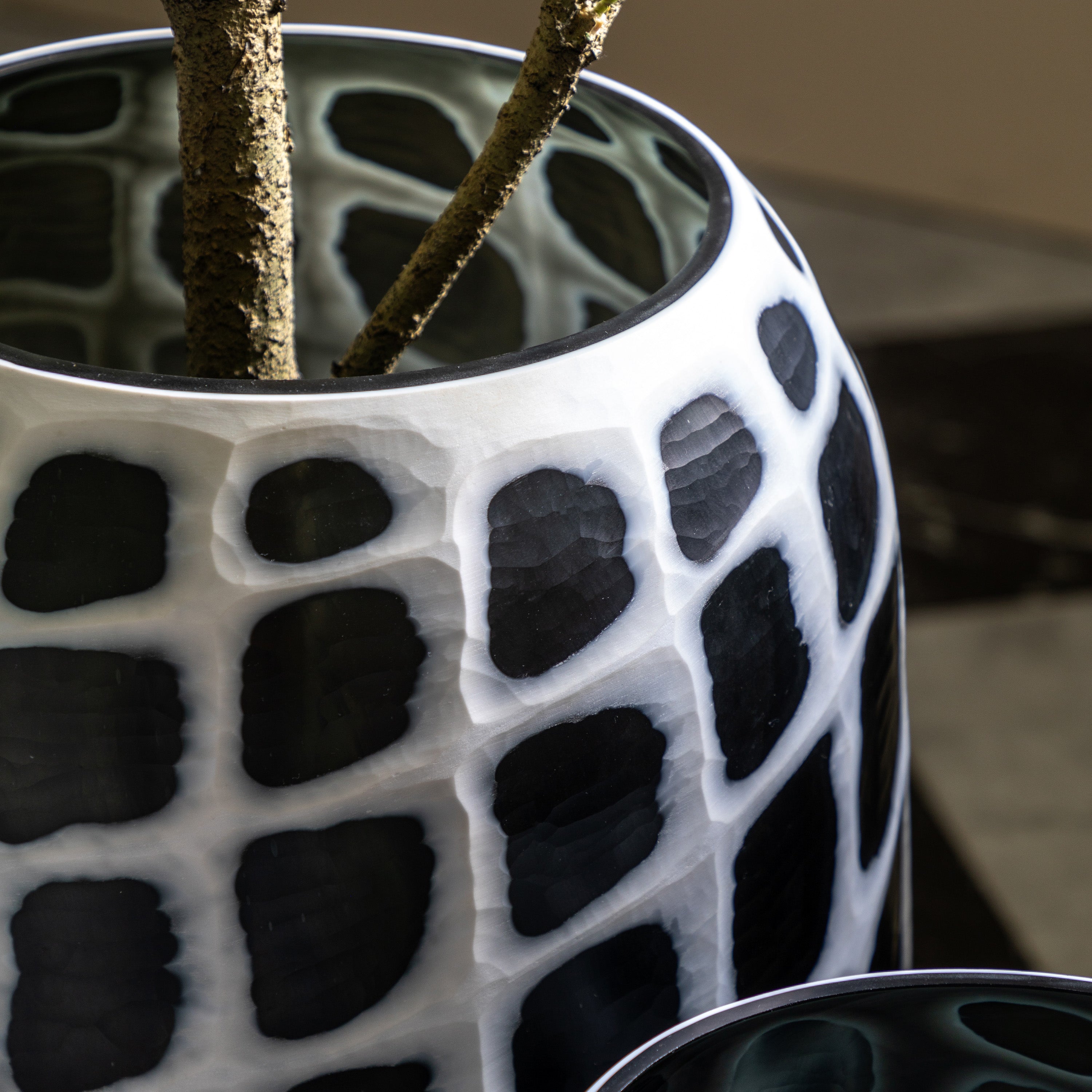 Valencia Handblown Carved Black & White Glass Vase | Large