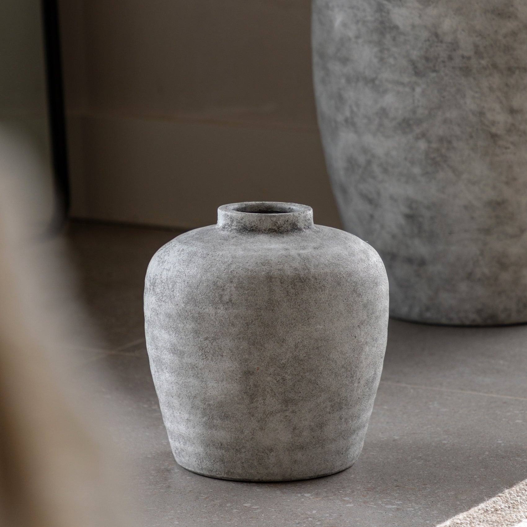 Laderas Ceramic Urn Vase Grey | Small