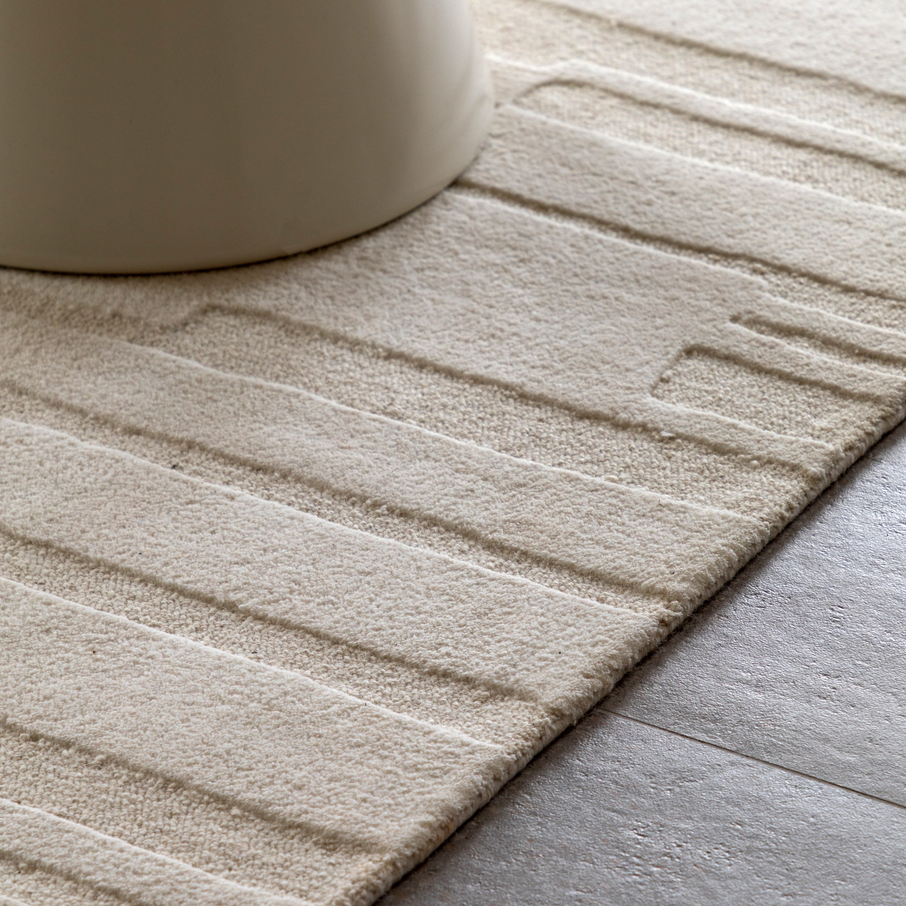 Clifton Cream Tufted Tonal Rug Taupe 200x290