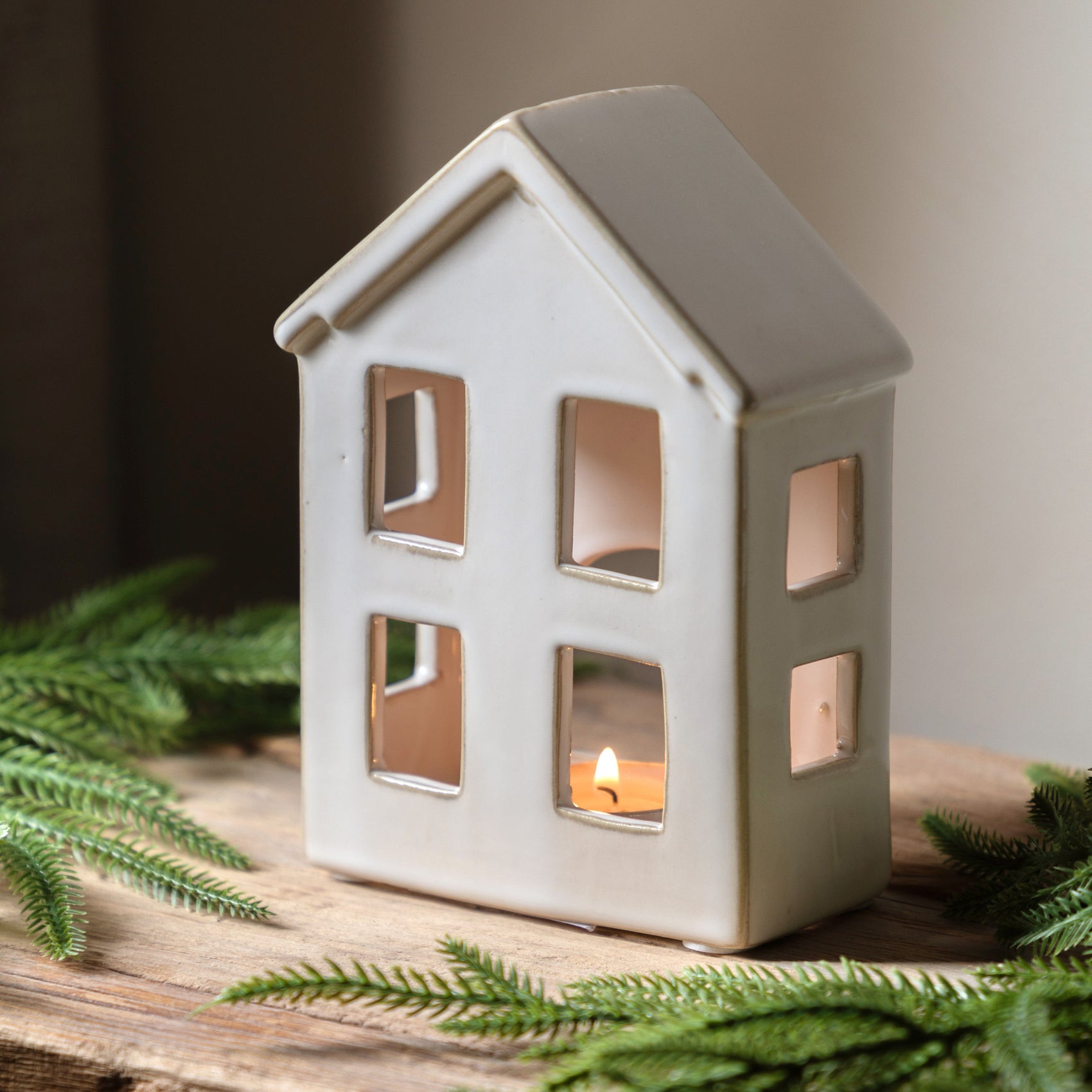 Avonshore White House Tealight Holder