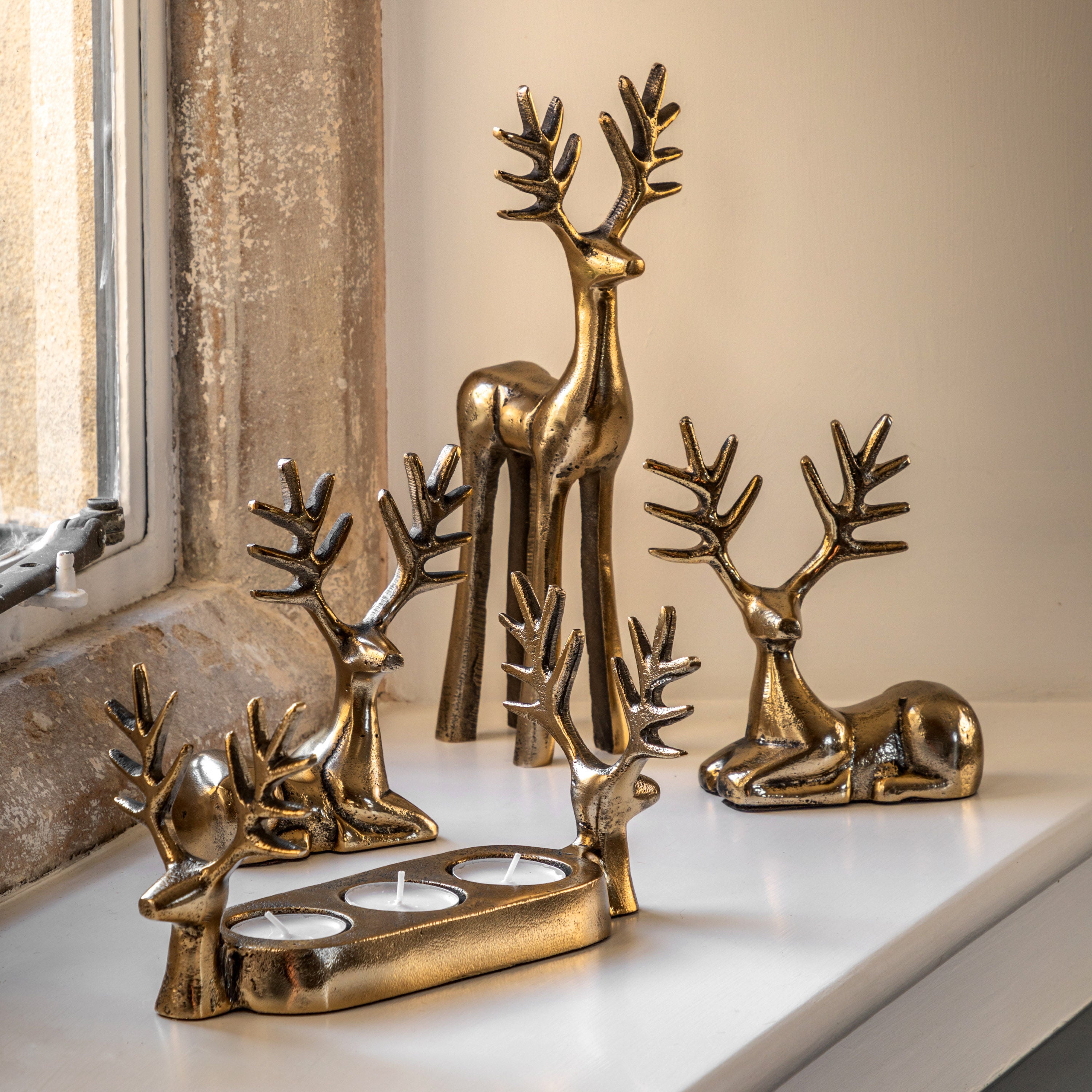 Stag Antique Gold Set of 2 Decorations