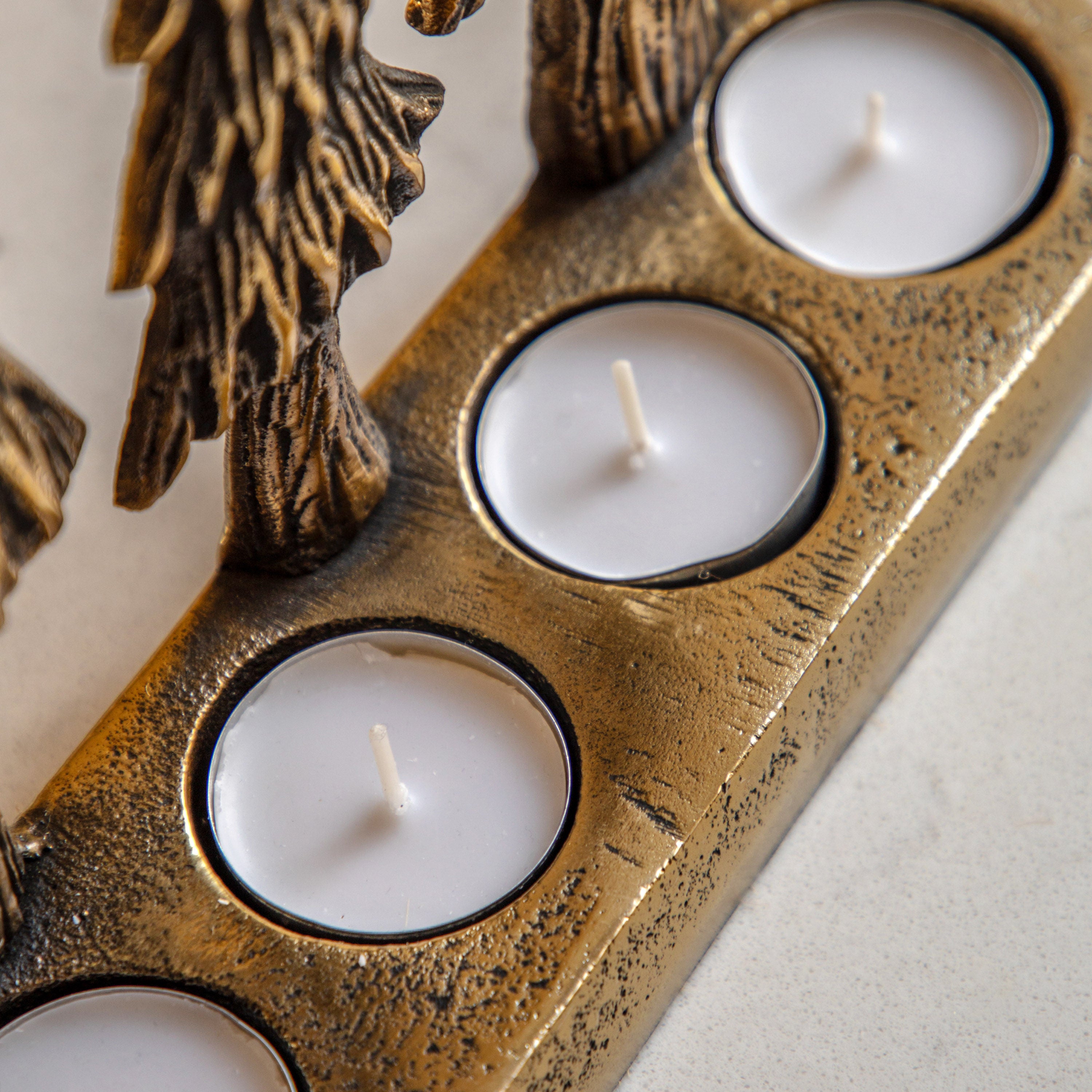 Xmas Tree Tealight Holder Gold