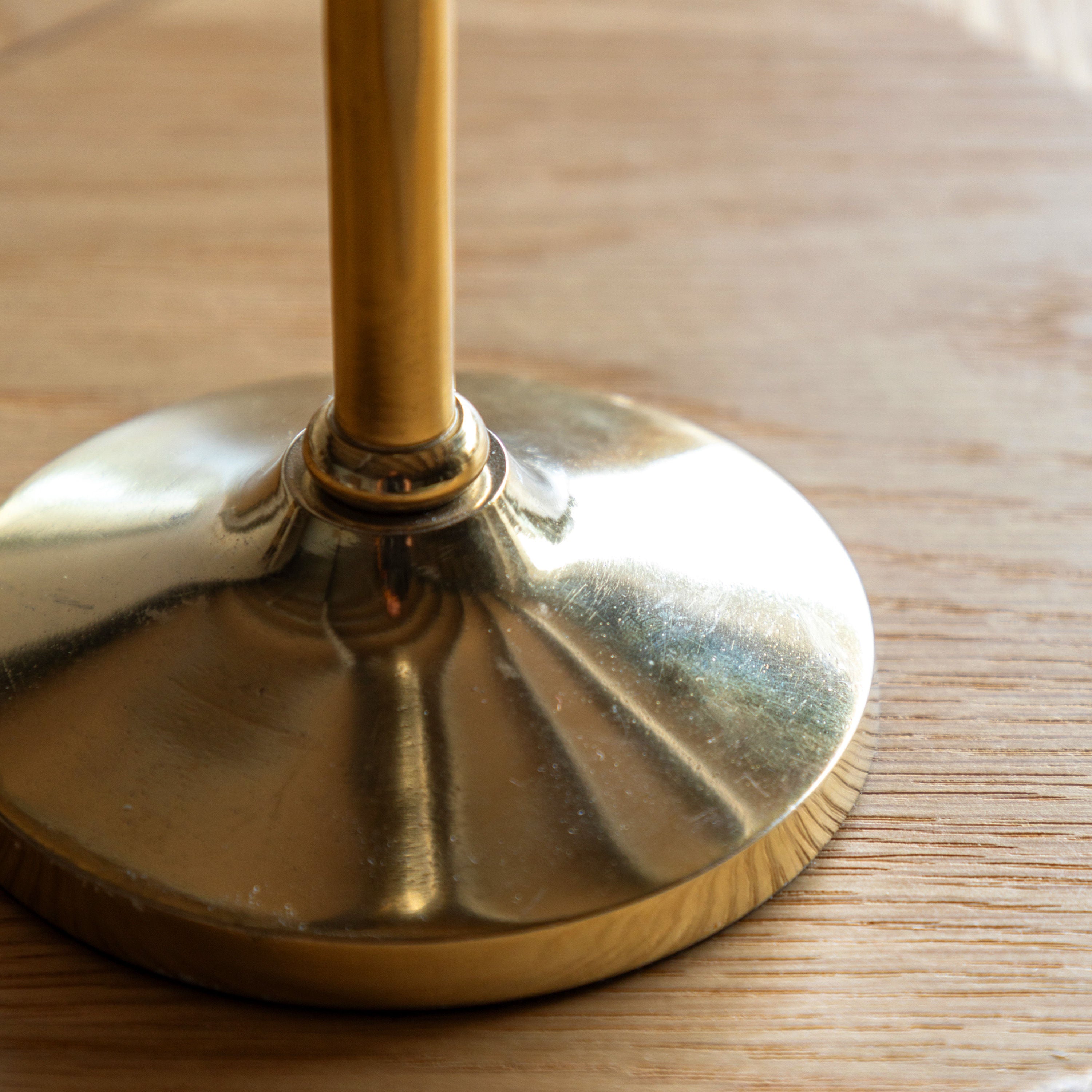 Bow Dinner Candle Holder Gold