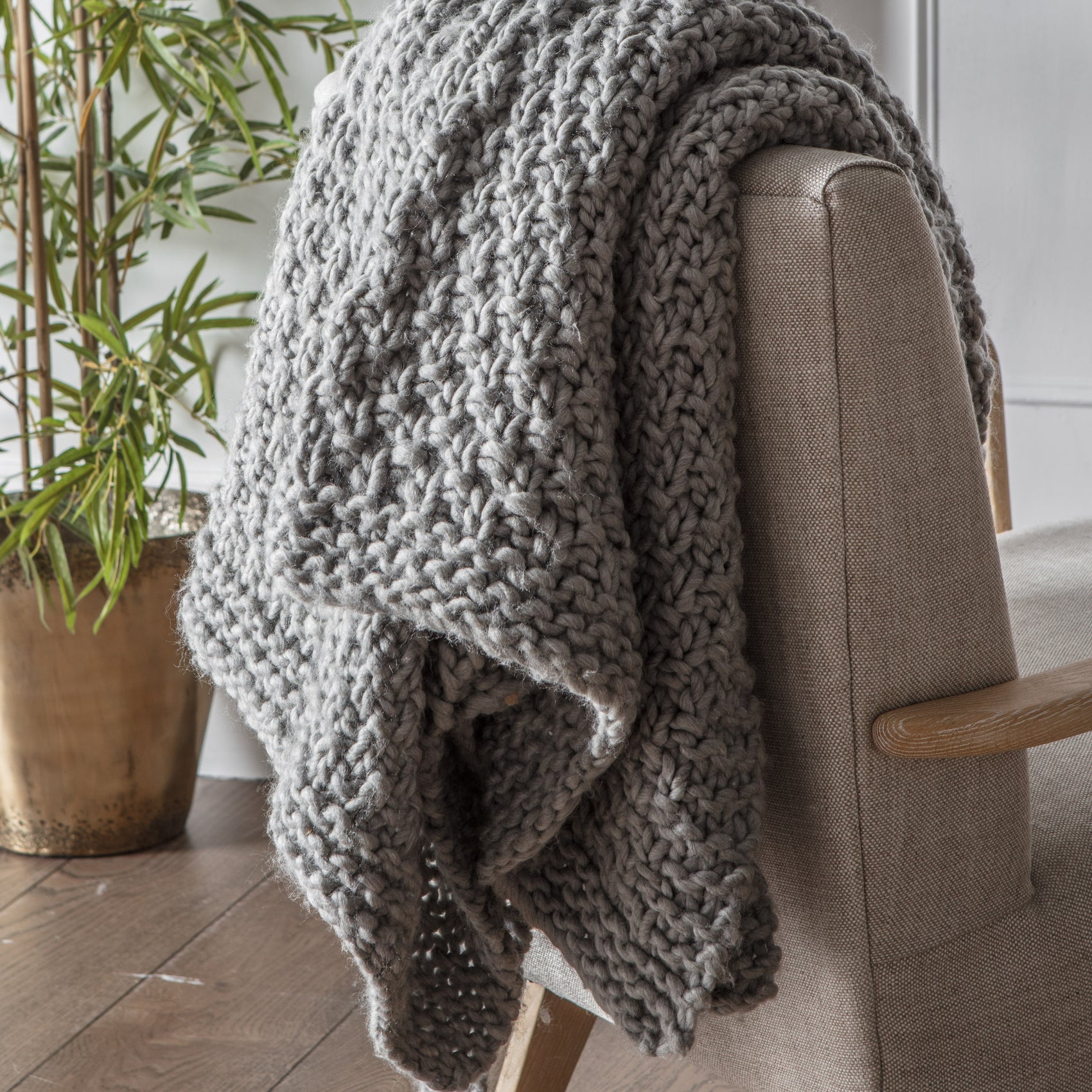 Mayfield Chunky Knitted Grey Throw