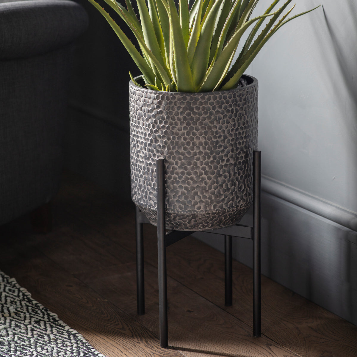 Kya Metal Planter Black | Large
