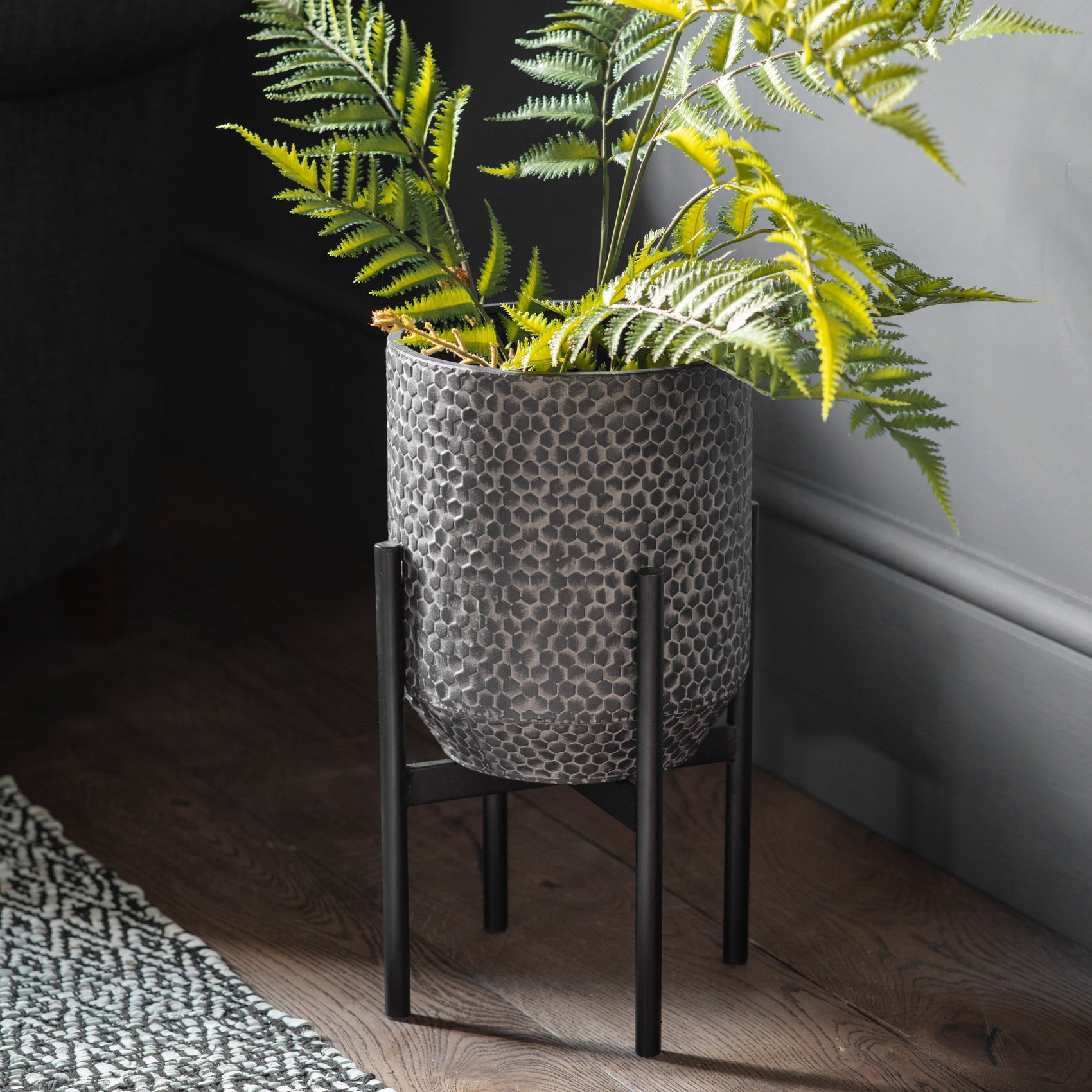 Kya Metal Planter Black | Small