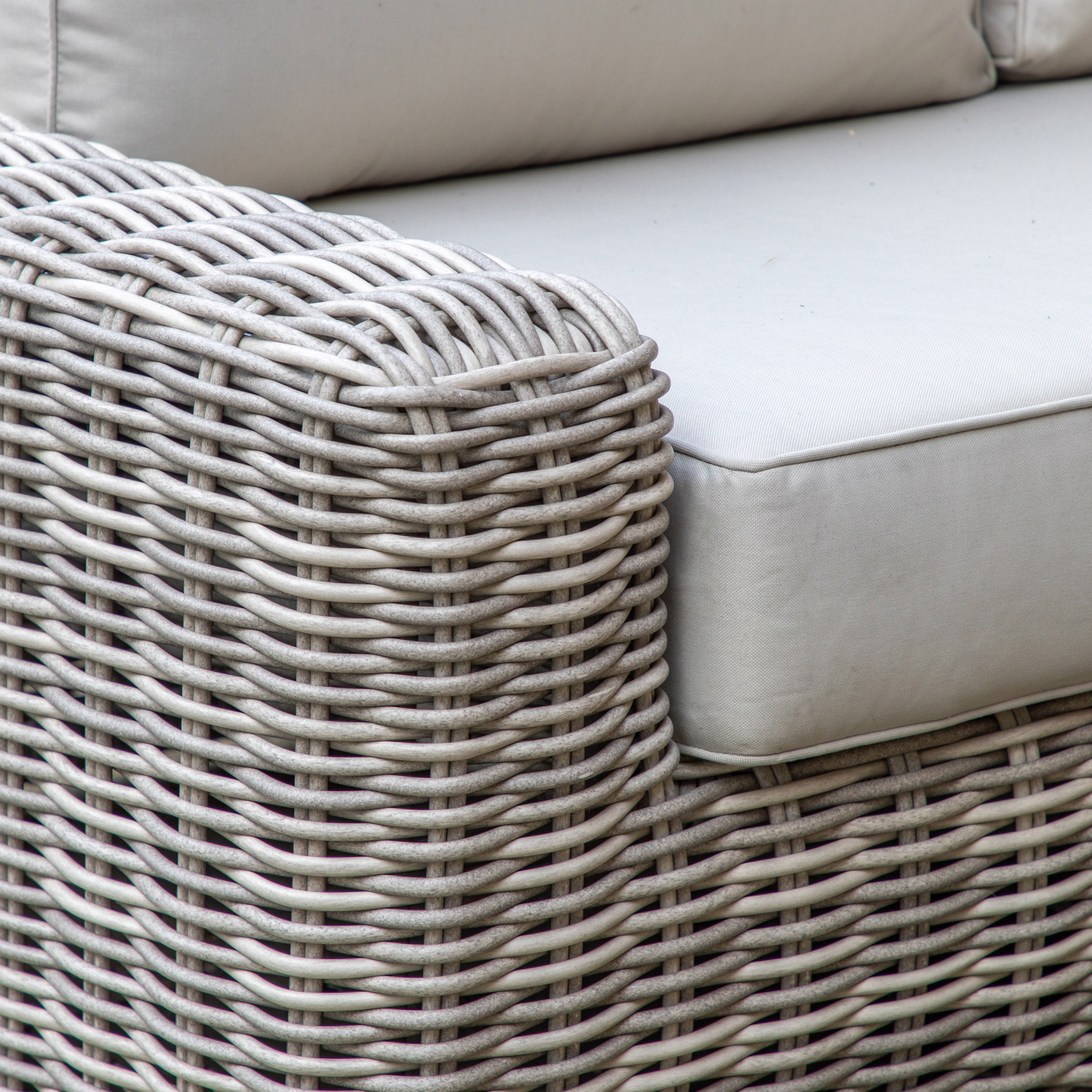 Balotra Cream Rattan Outdoor Seating Set | 5 Seater